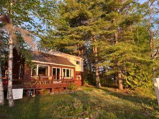 216 Smooth Rock Road, Georgian Bay, ON L0K 1S0 photo 2