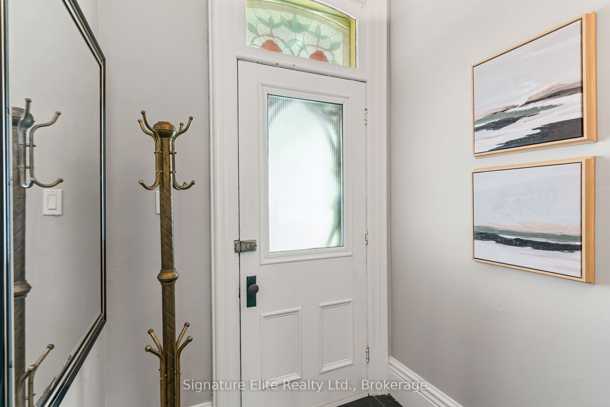 65 Bond Street W, Kawartha Lakes, ON K9V 3R3 photo 5