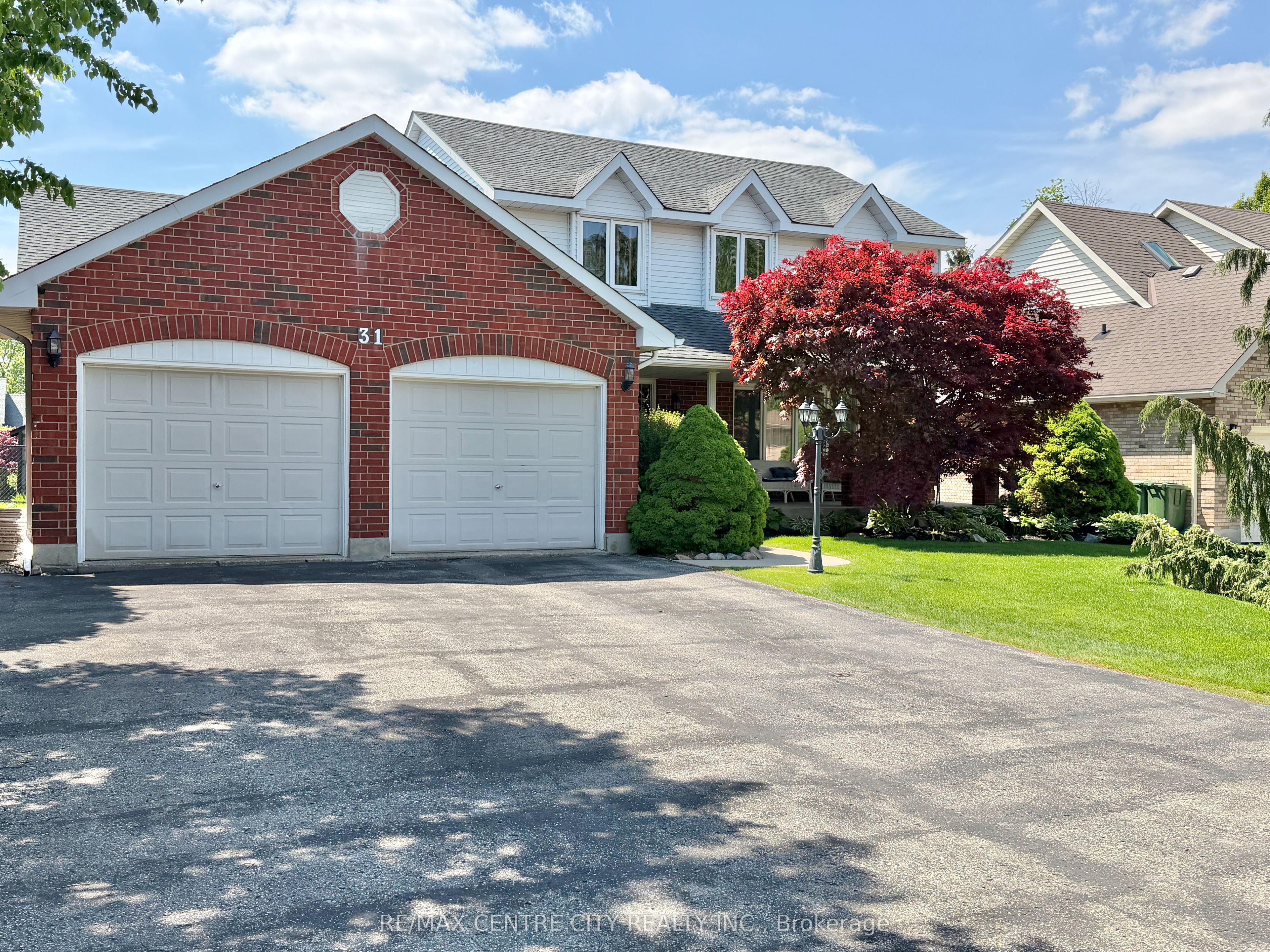 31 Cavanaugh Crescent, St. Thomas, ON N5R 5Y6