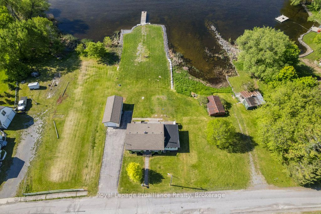 85 Manley Drive, Belleville, ON K8N 4Z4 photo 5