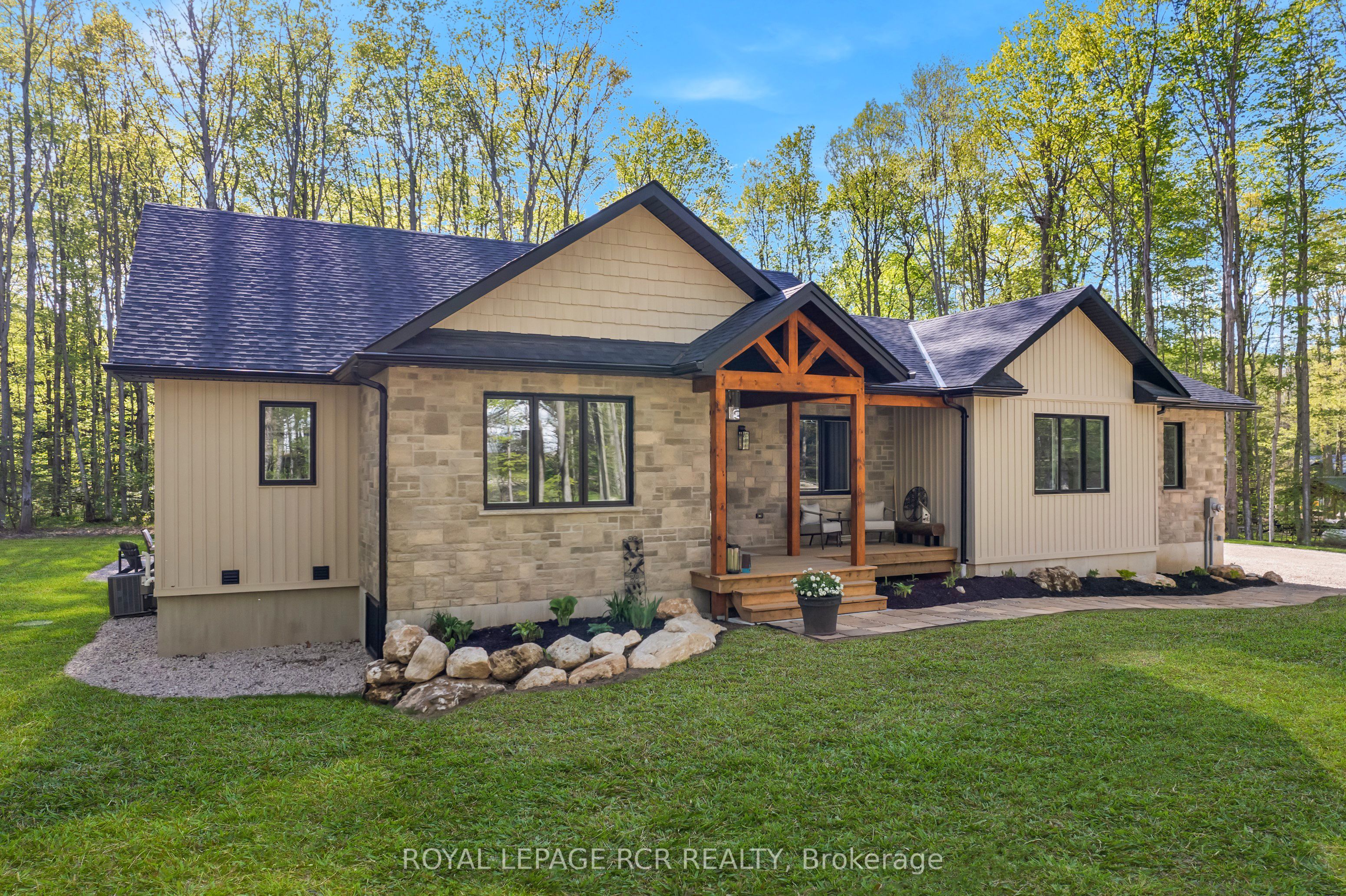 110 Beau Lane, Grey Highlands, ON N0C 1E0 photo 2