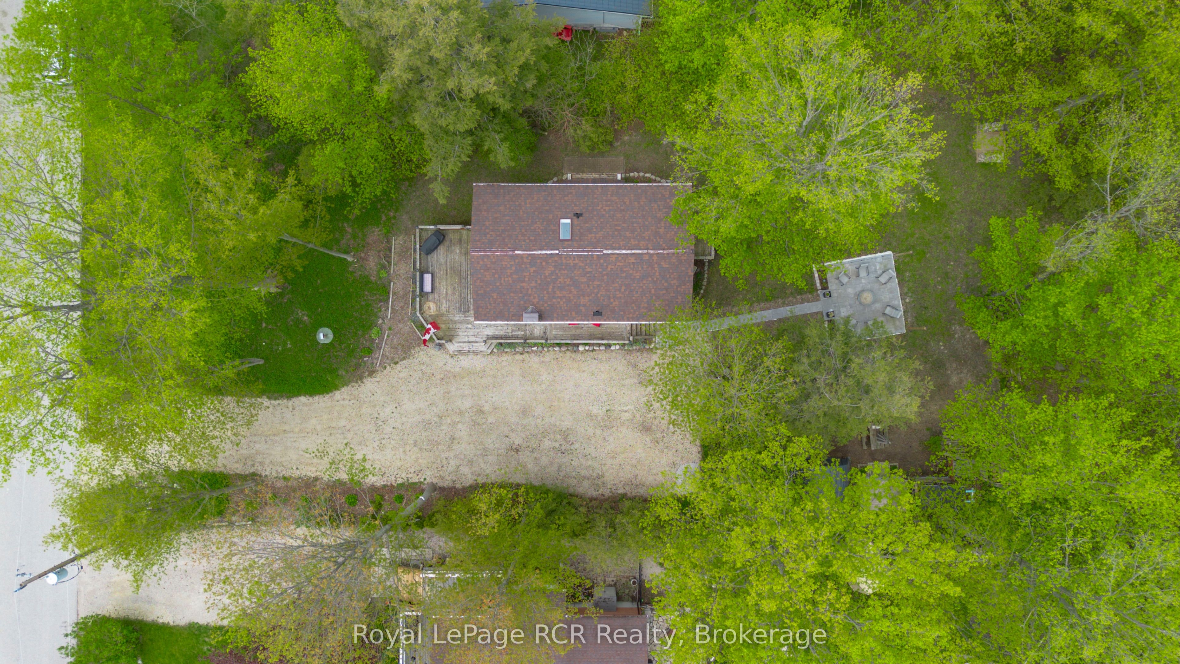 220 Shadywood Crescent, Huron-Kinloss, ON N2Z 2X3 photo 5
