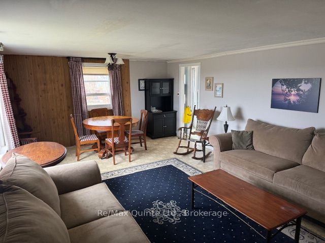 5083 Long Point Road, Prince Edward County, ON K0K 2T0 photo 4