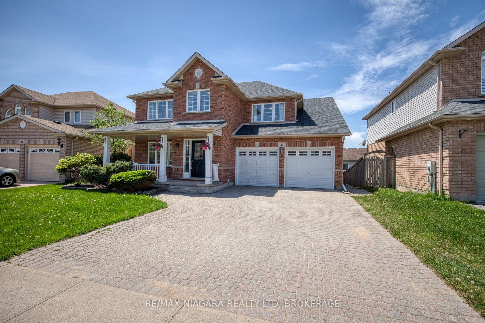 47 Honey Locust Circle, Thorold, ON L2V 5E2 photo 2