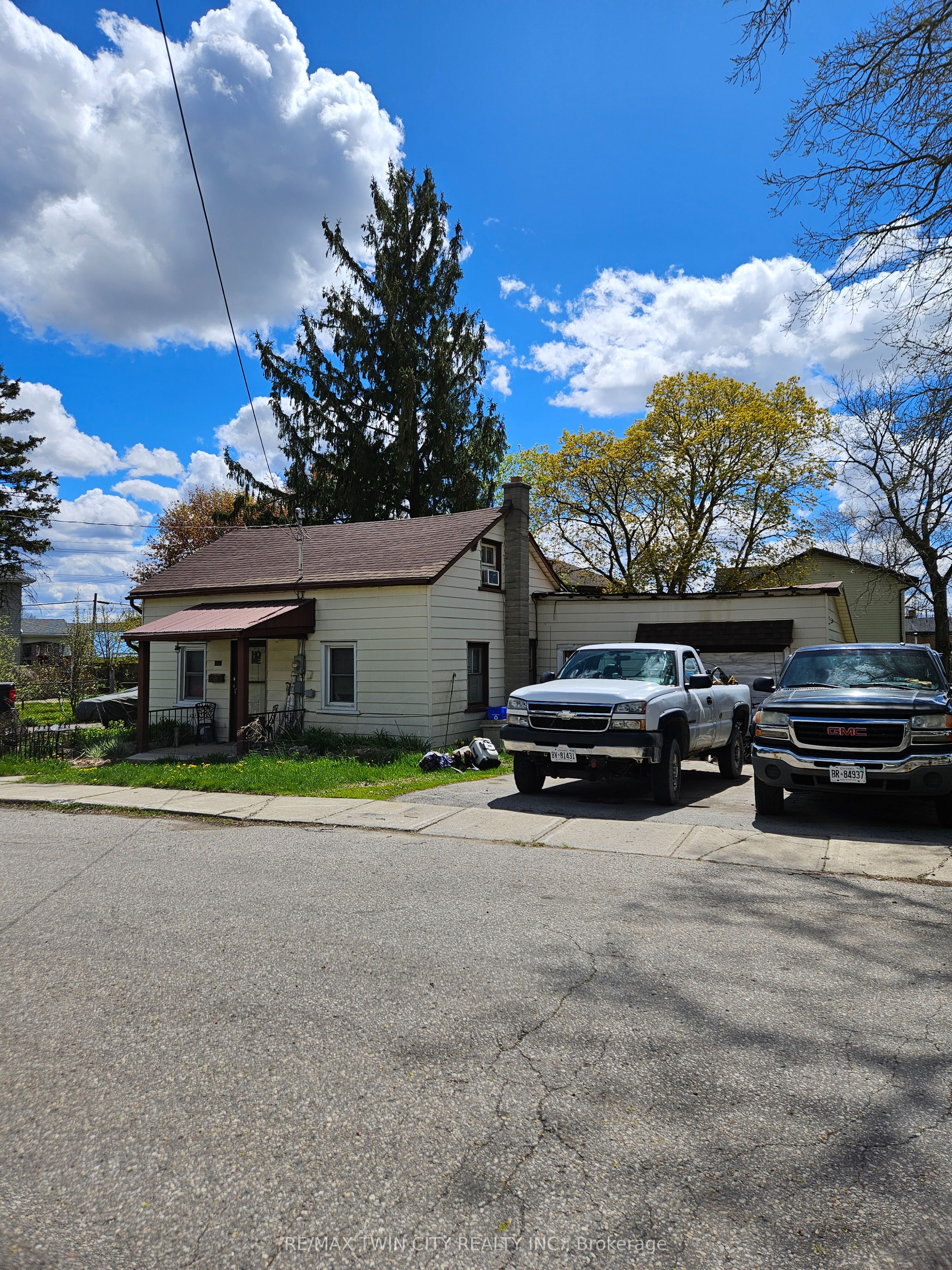 20 Foell Street, Wilmot, ON N3A 2V3 photo 3
