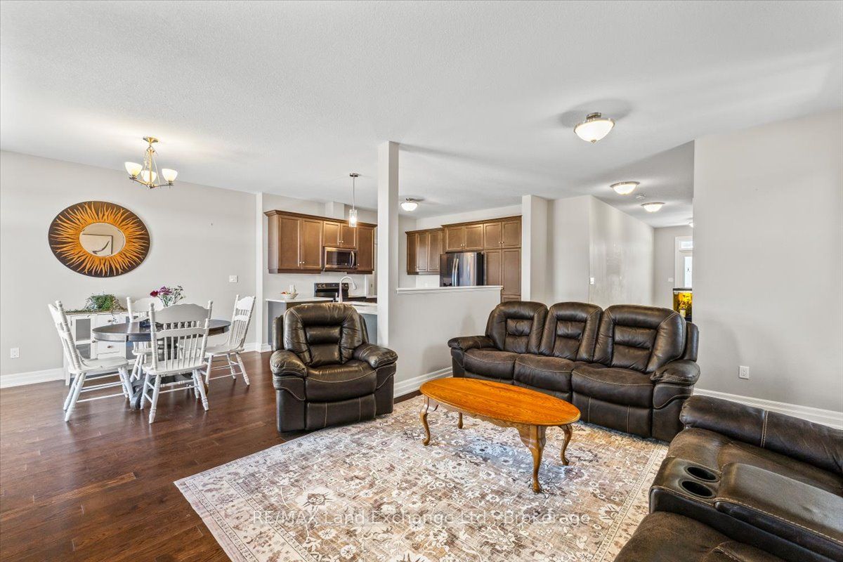 395 Mary Rose Avenue, Saugeen Shores, ON N0H 2C3 photo 3