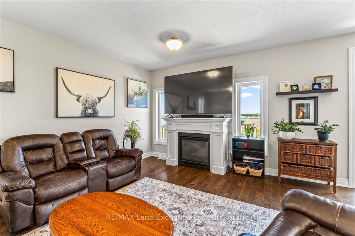 395 Mary Rose Avenue, Saugeen Shores, ON N0H 2C3 photo 4