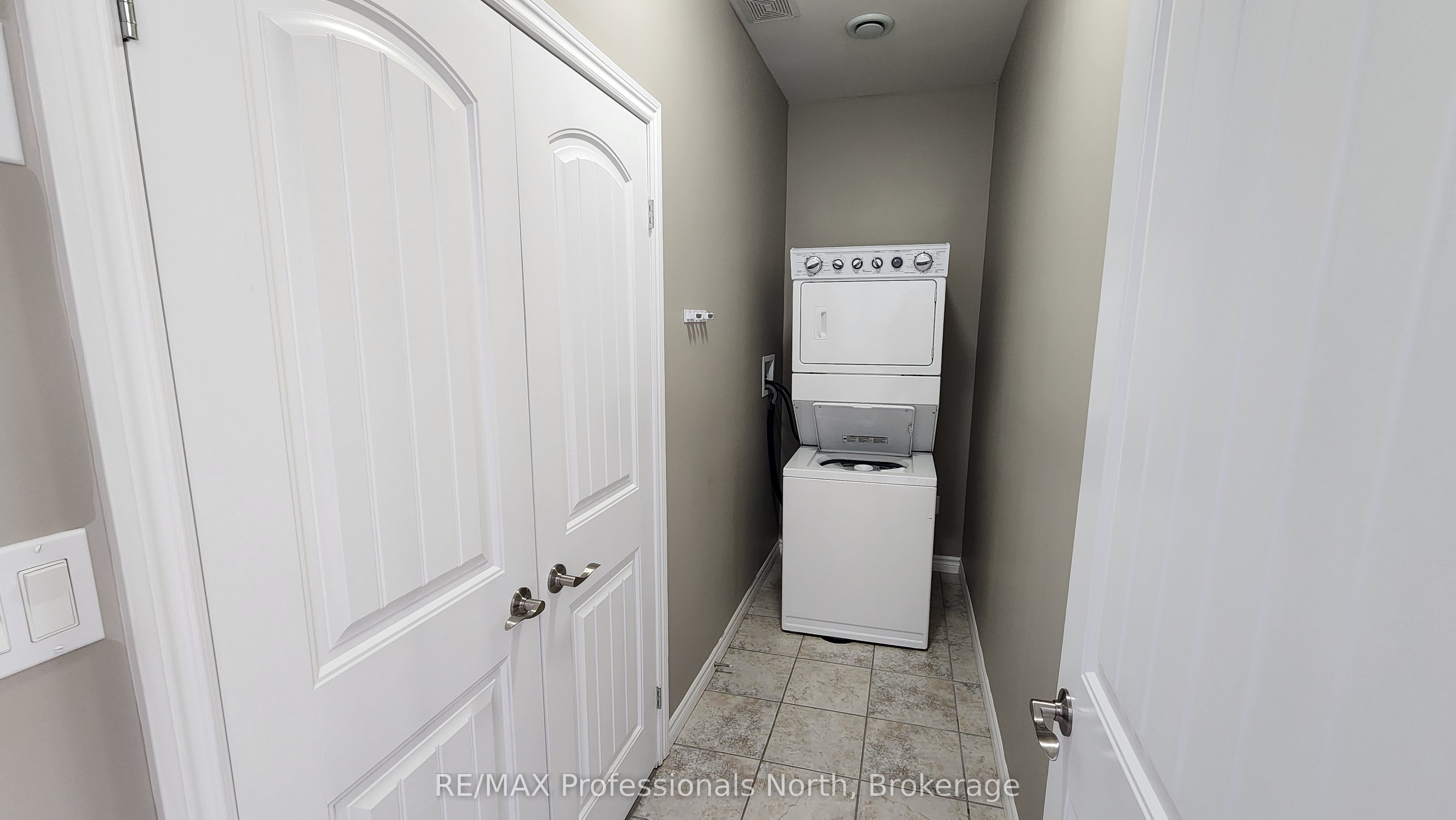 33 Goodwin Drive, Huntsville, ON P1H 2R3 photo 5