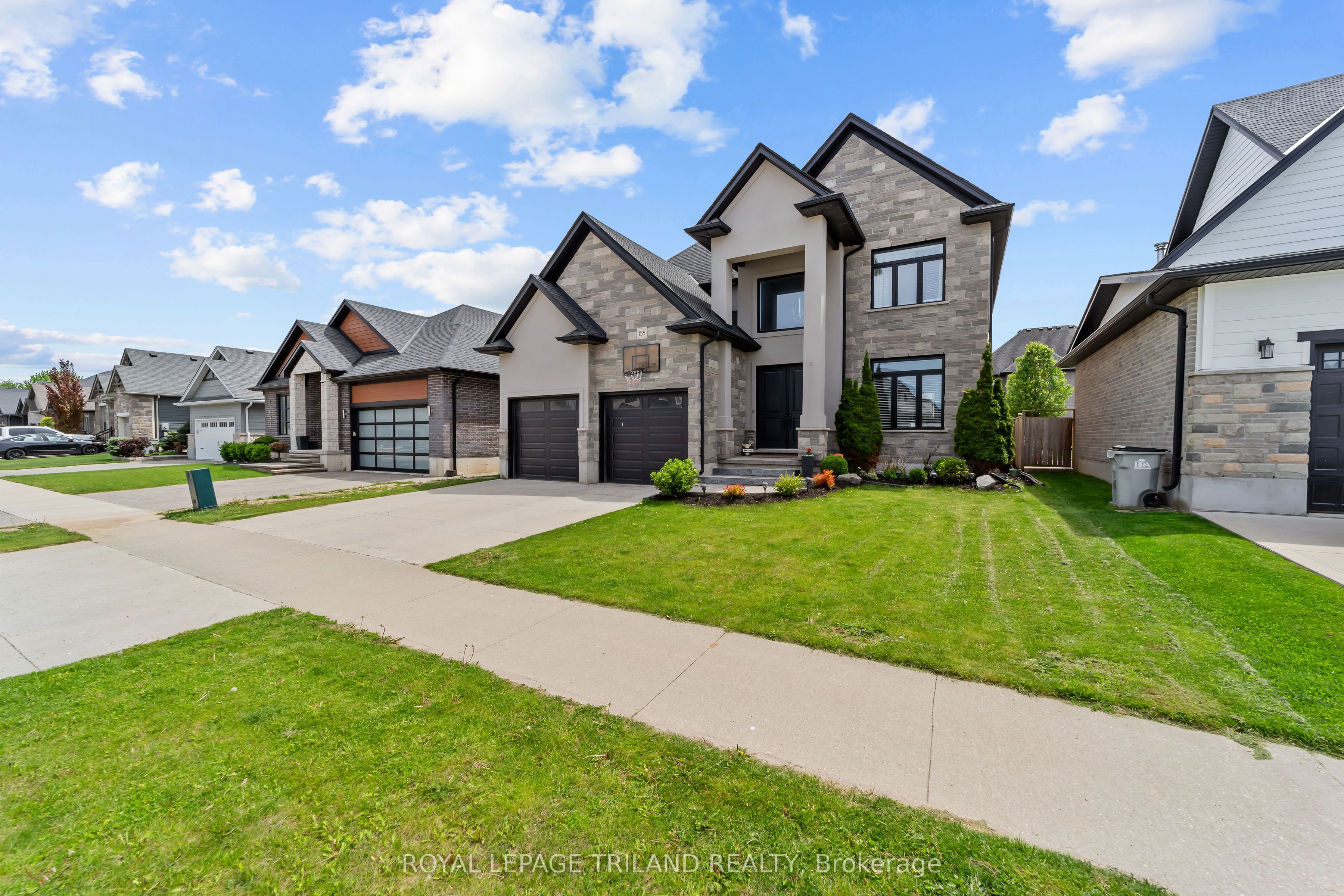 158 Acton Street, Strathroy-Caradoc, ON N7G 0C7 photo 5