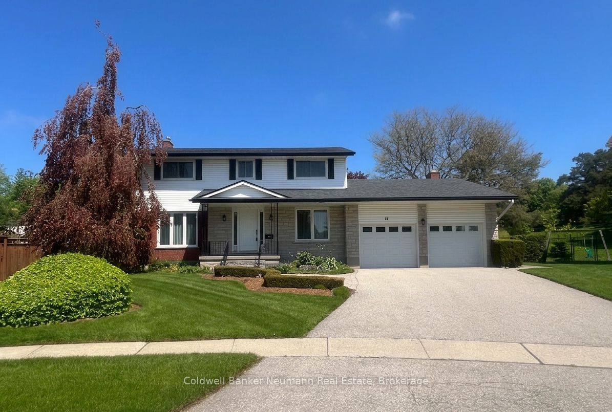 18 Carmine Place, Guelph, ON N1E 3V1 photo 2