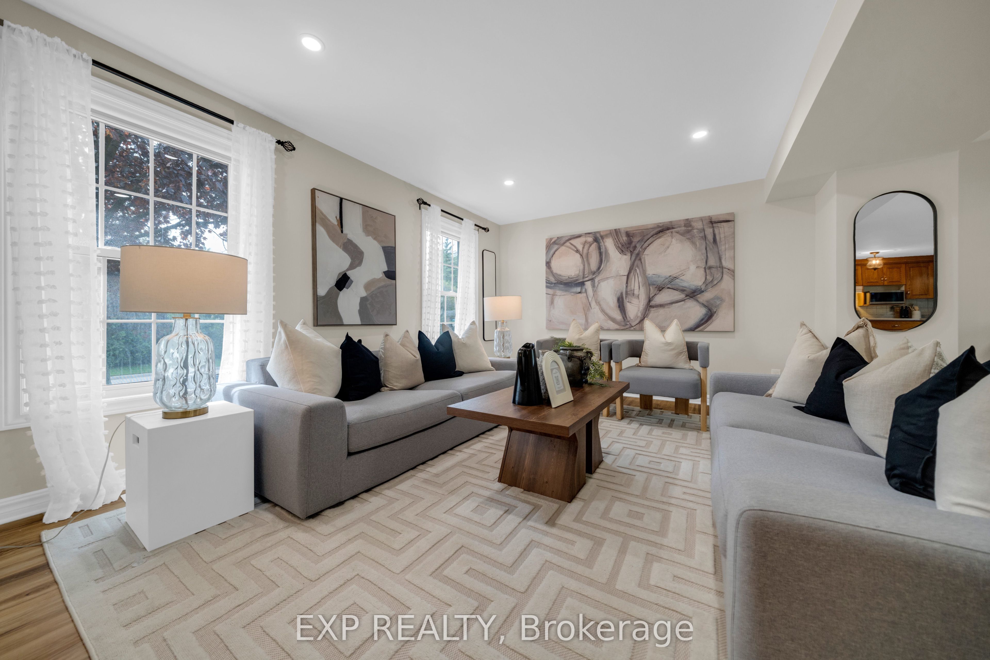 26 Peachtree Crescent, Cambridge, ON N1S 4W5