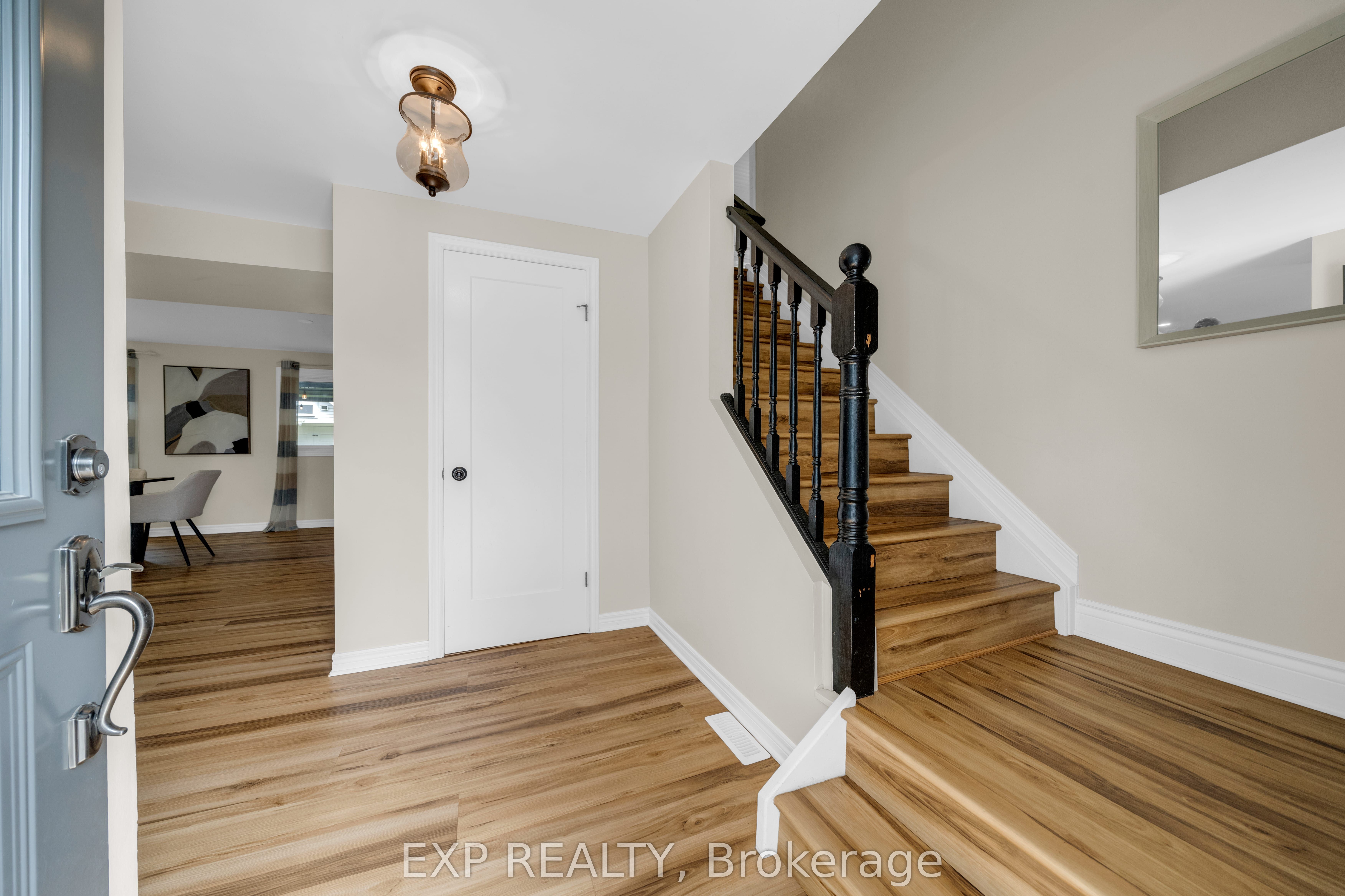 26 Peachtree Crescent, Cambridge, ON N1S 4W5 photo 3