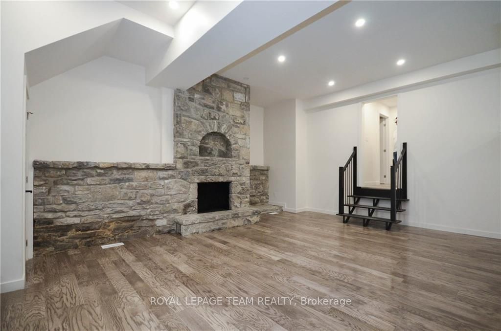 177 Cathcart Street A, Lower Town - Sandy Hill, ON K1N 5C1 photo 3