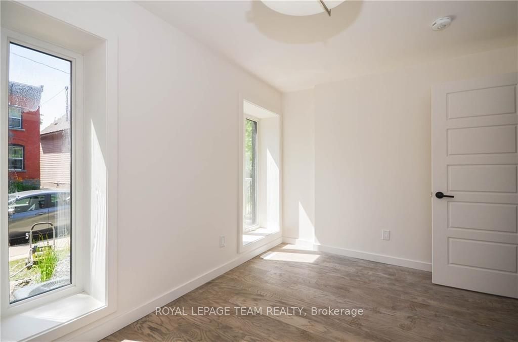 177 Cathcart Street A, Lower Town - Sandy Hill, ON K1N 5C1 photo 5