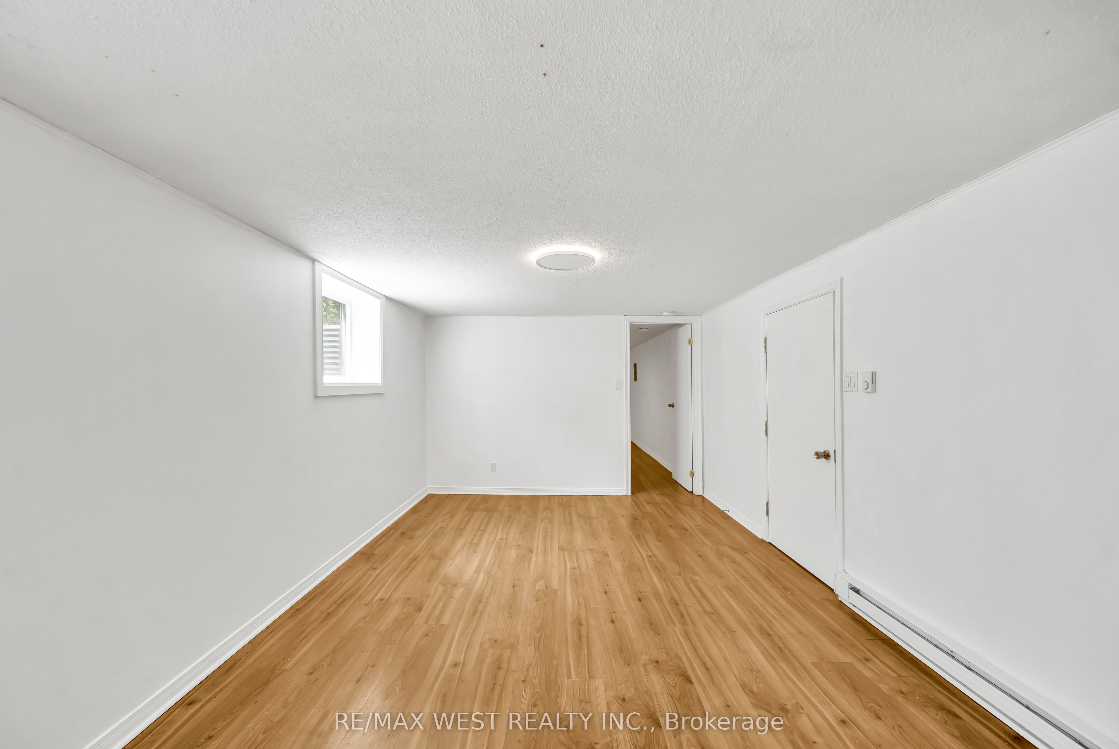 62 Greendale Crescent Lower, Kitchener, ON N2A 2R6 photo 4