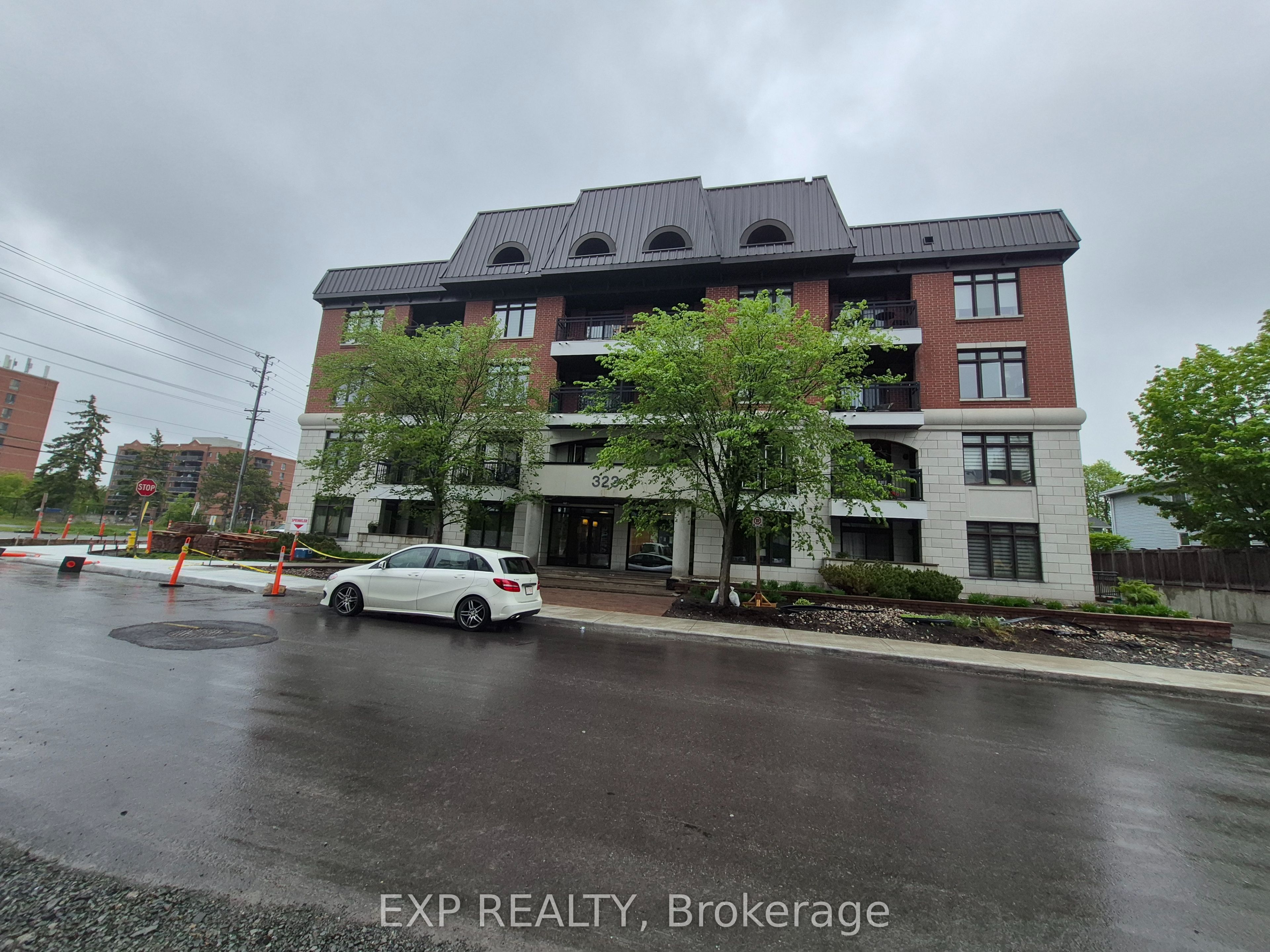 323 Winona Avenue 10, Westboro - Hampton Park, ON K1Z 5H3 photo 2