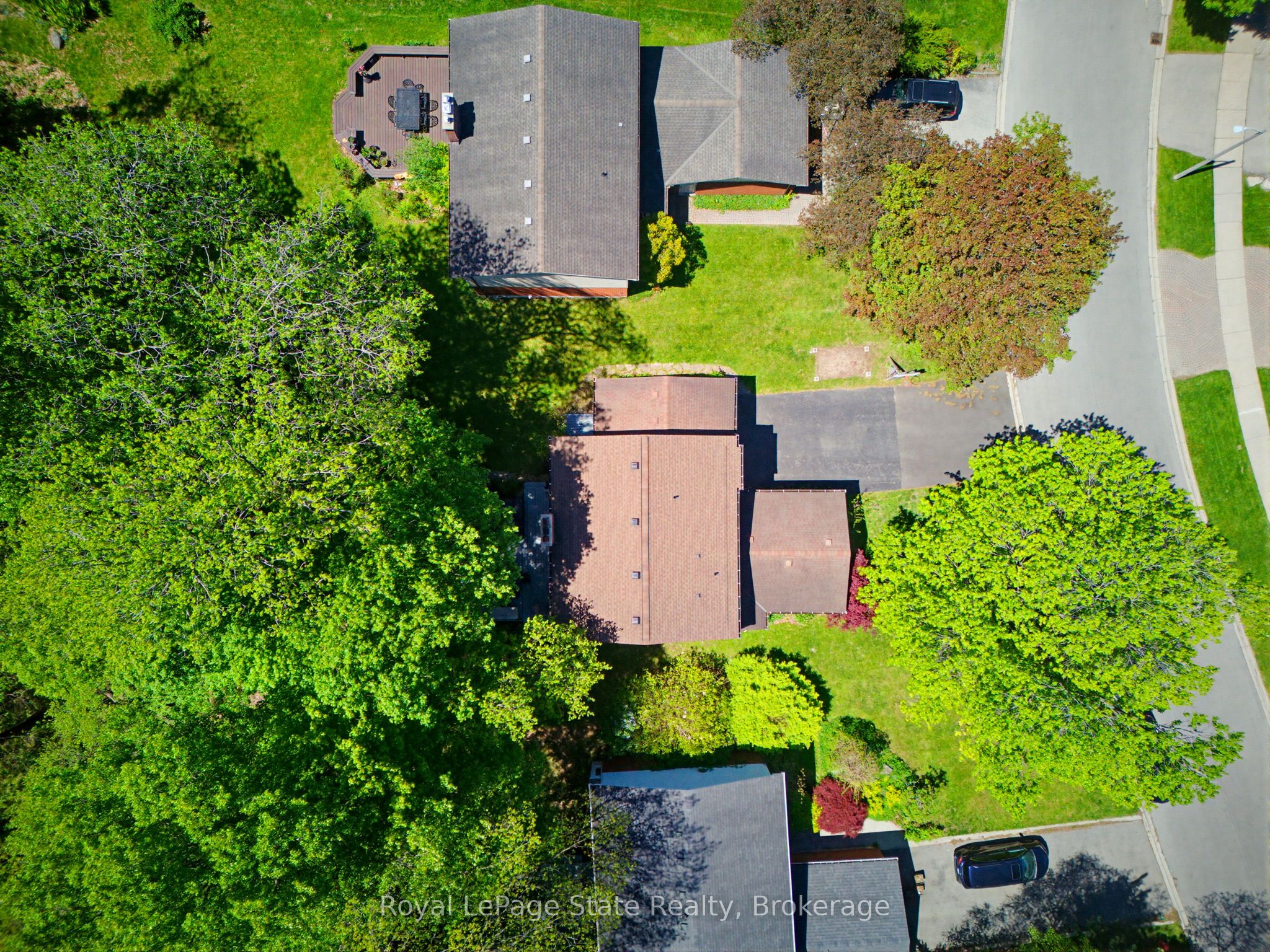 30 Jerome Park Drive, Hamilton, ON L9H 6H2 photo 3