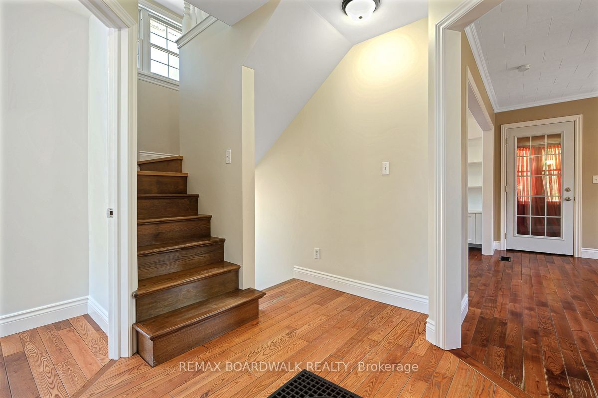 96 York Street, Lanark Highlands, ON K0G 1K0 photo 2