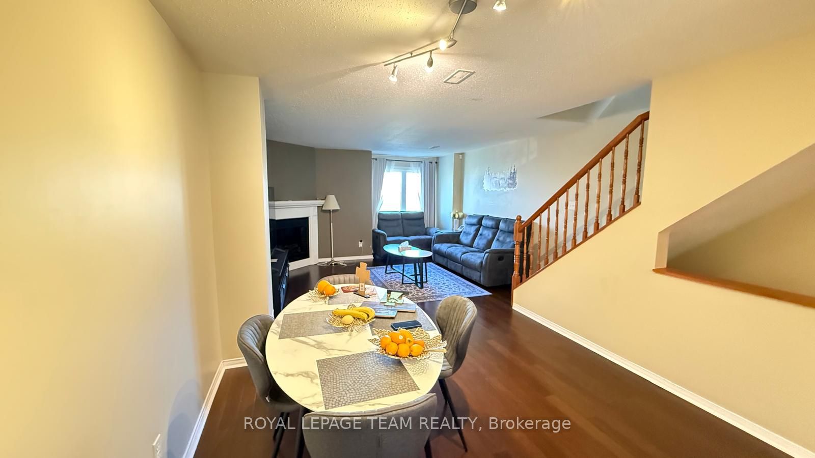 390 CROWNRIDGE Drive N, Kanata, ON K2M 3A4 photo 4