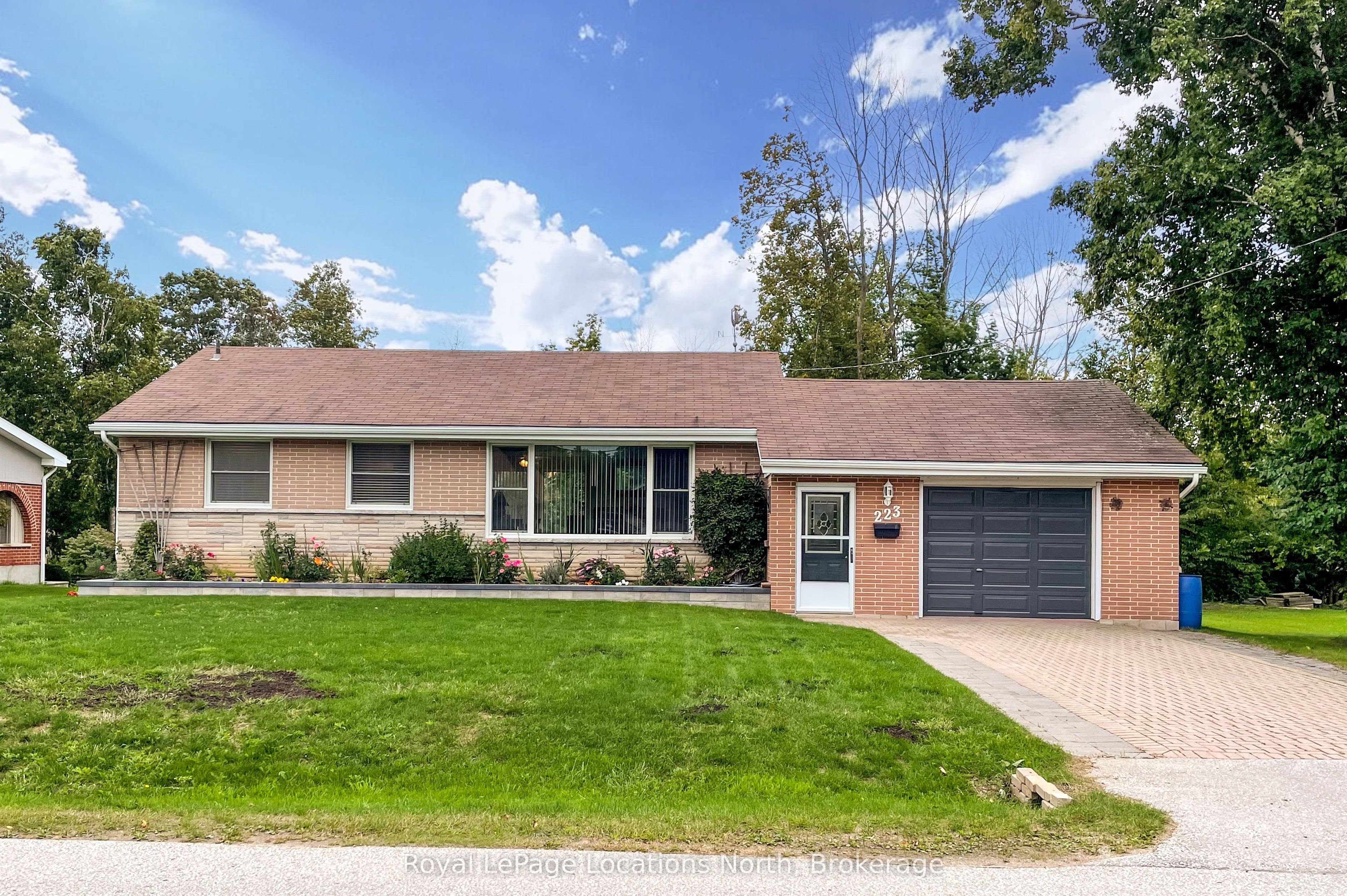 223 Pearson Street, Meaford, ON N4L 1L6