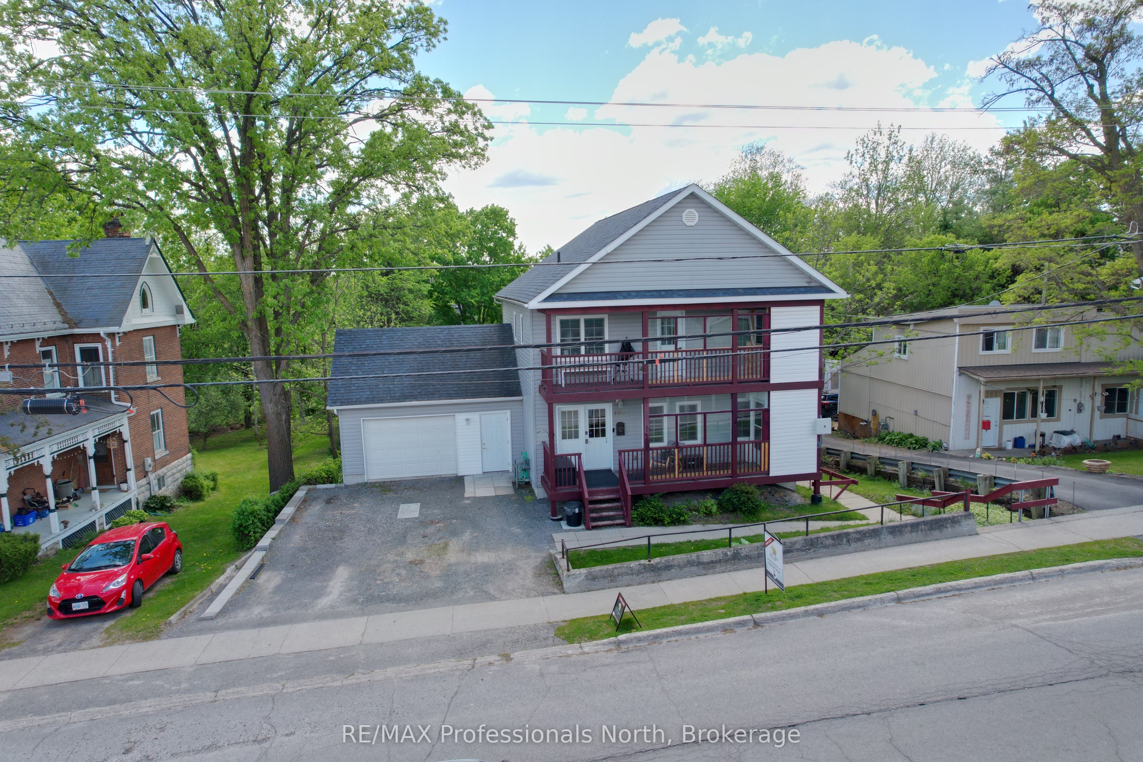 103 St Lawrence Street W, Madoc, ON K0K 2K0 photo 2