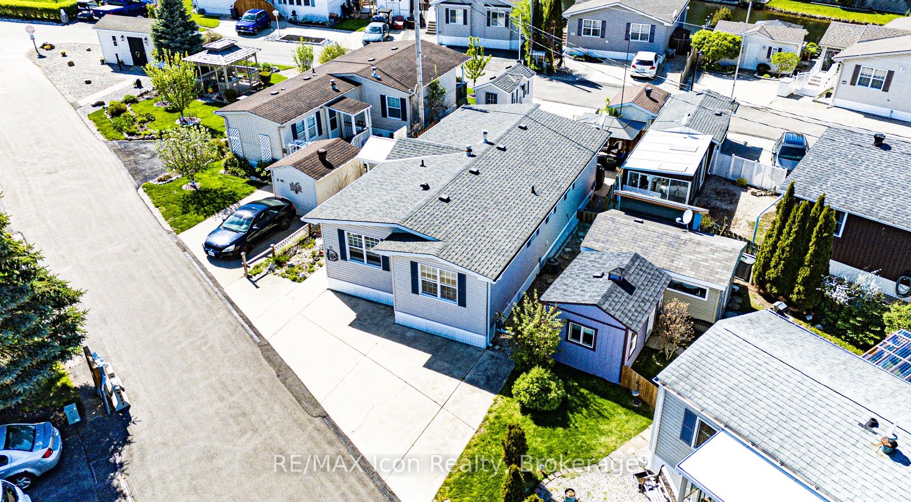 11 Hemlock Crescent, Puslinch, ON N0B 2J0