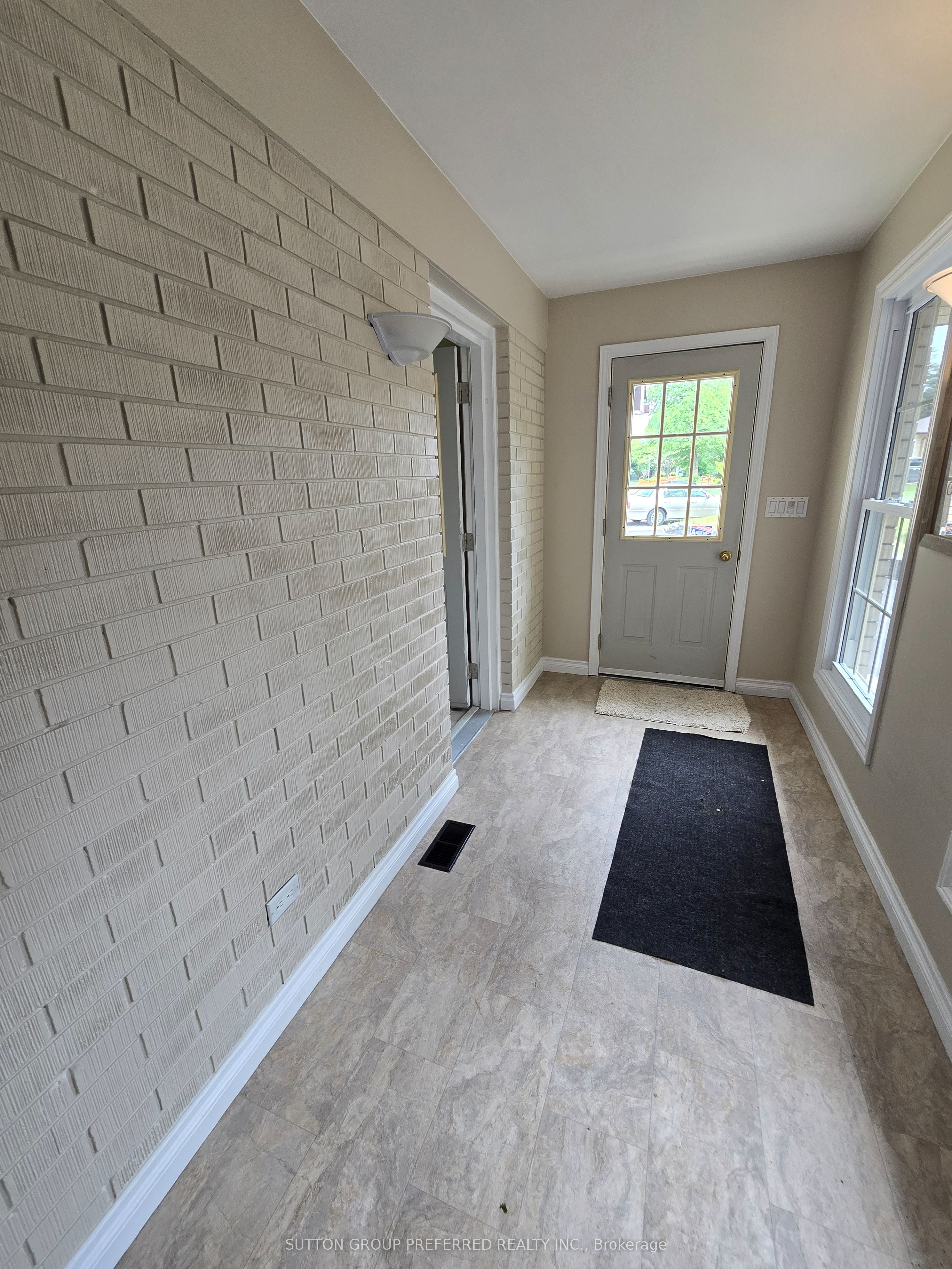 17 Agincourt Place, London South, ON N5Z 4E8 photo 2