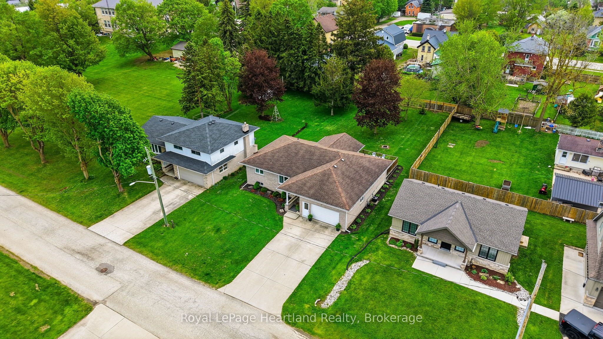 3008 Brookhaven Drive, Howick, ON N0G 1V0