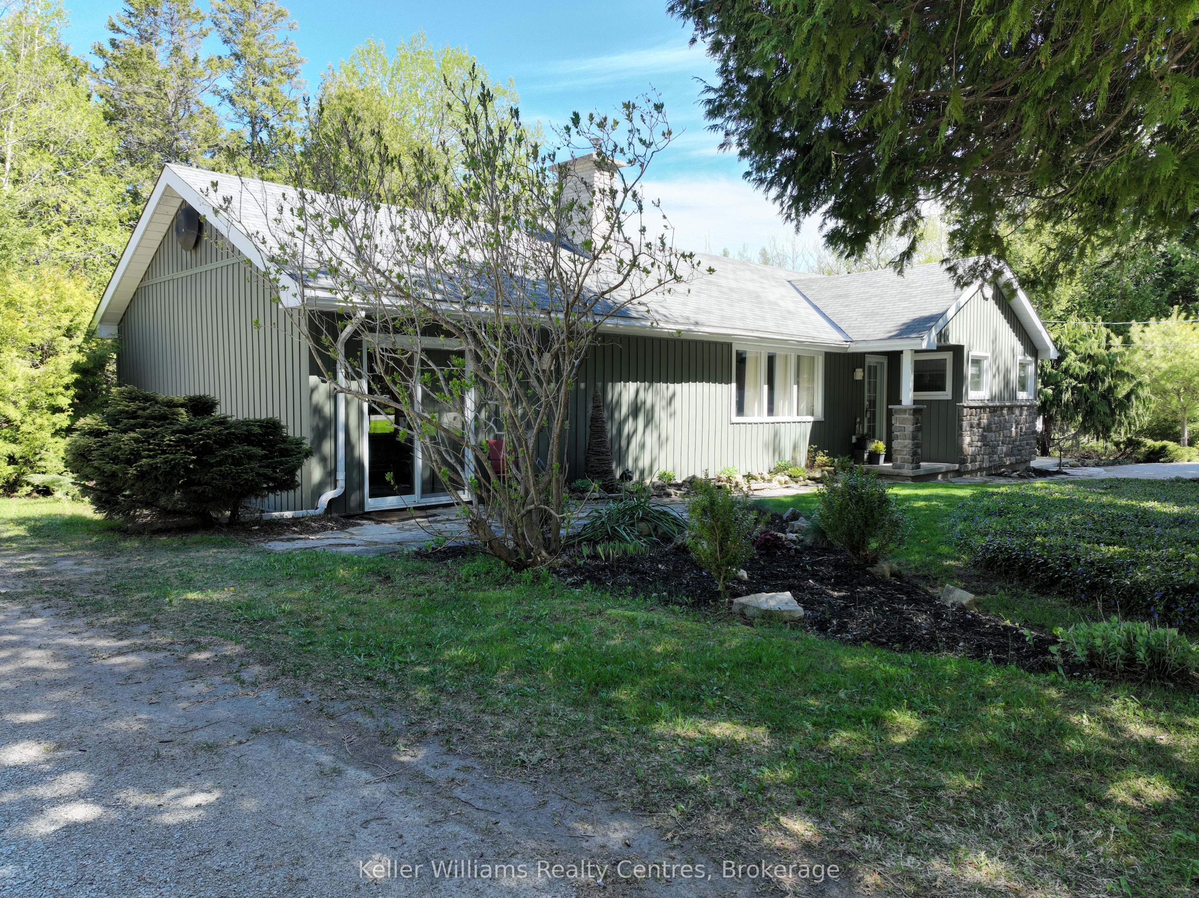 158 Stokes Bay Road, Northern Bruce Peninsula, ON N0H 1W0 photo 3