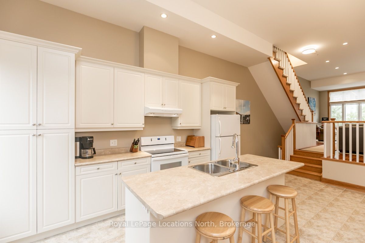 104 Farm Gate Road 6, Blue Mountains, ON L9Y 3Z2 photo 5
