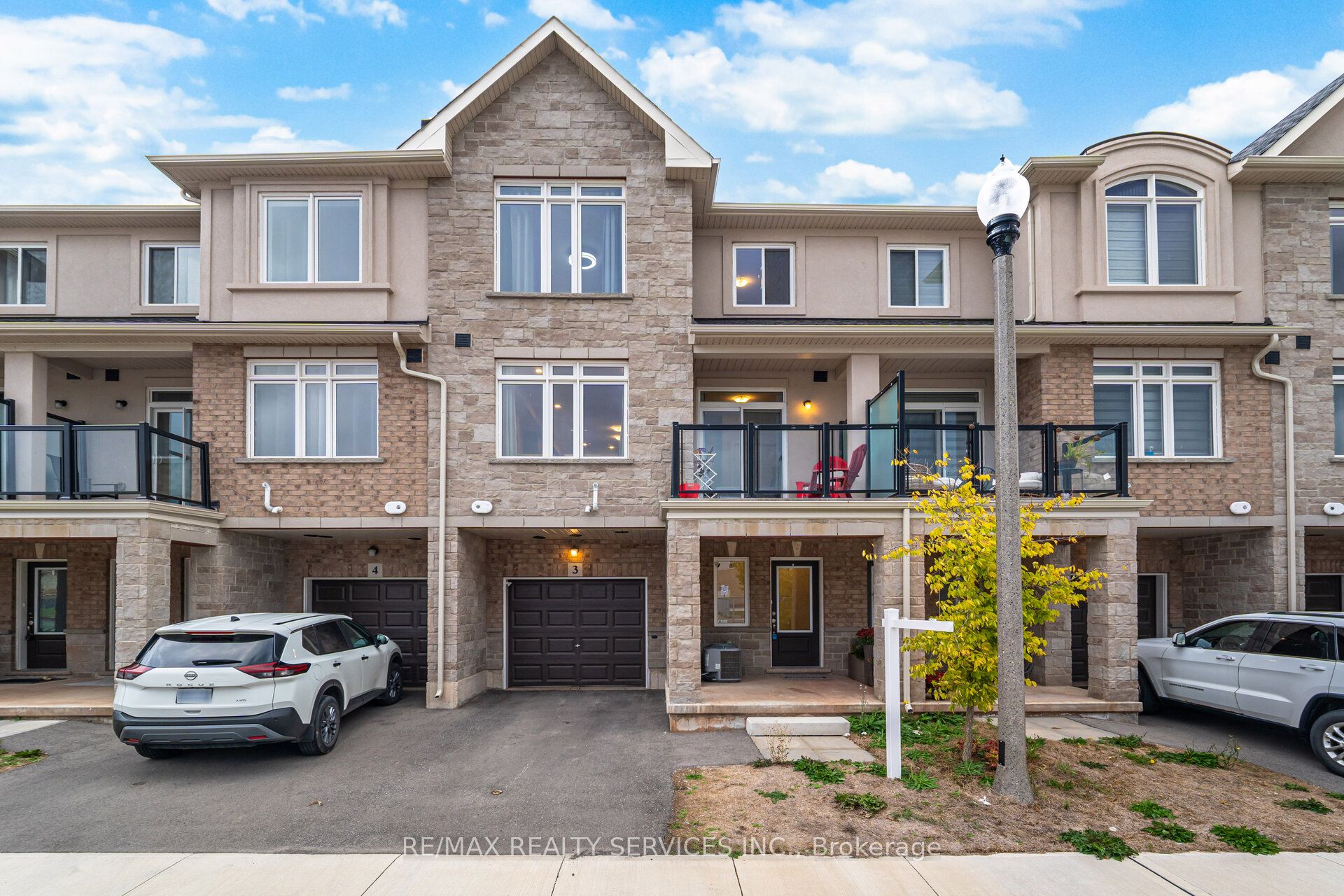 40 Zinfandel Drive 3, Hamilton, ON L8E 0L1 photo 3