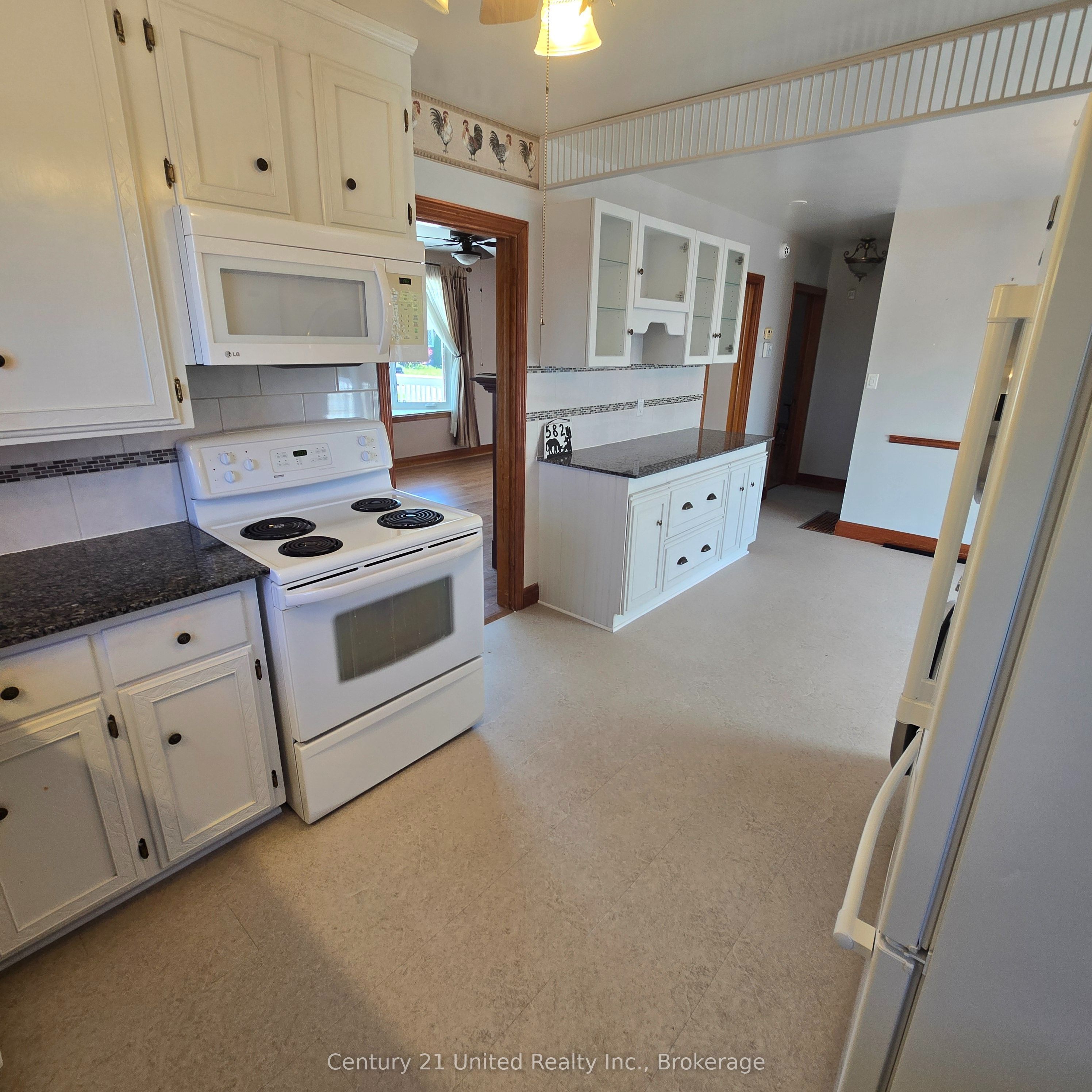 582 Shirley Street, Cobourg, ON K9A 2A7 photo 4