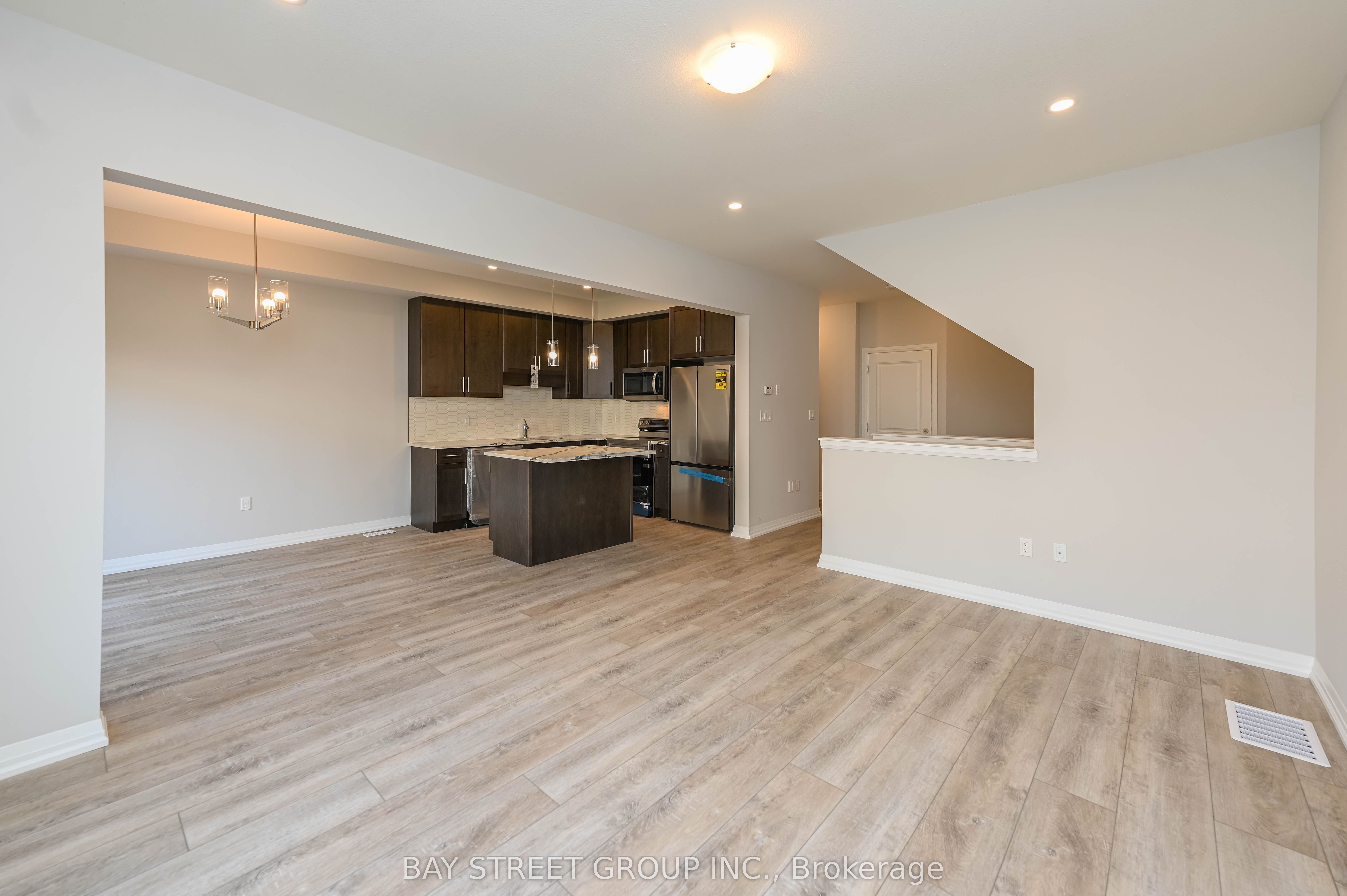 4552 Portage Road 61, Niagara Falls, ON L2E 6A8 photo 2