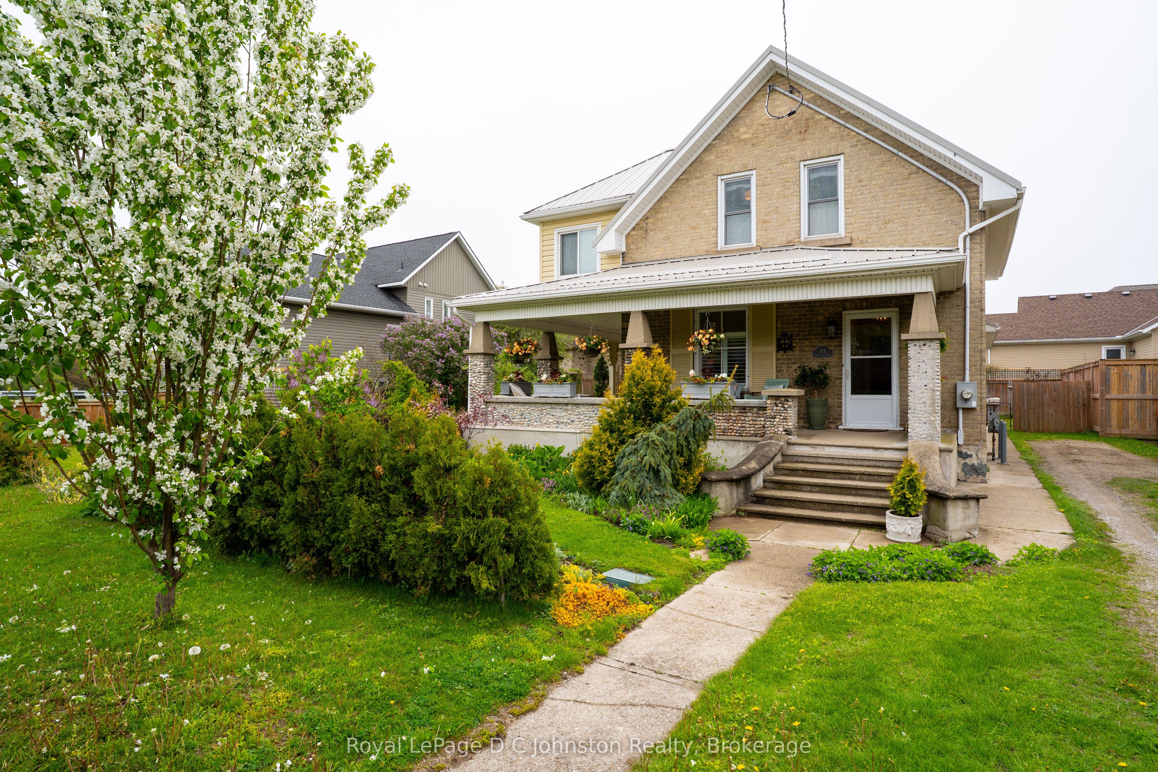 111 Albert Street N, Saugeen Shores, ON N0H 2L0 photo 3