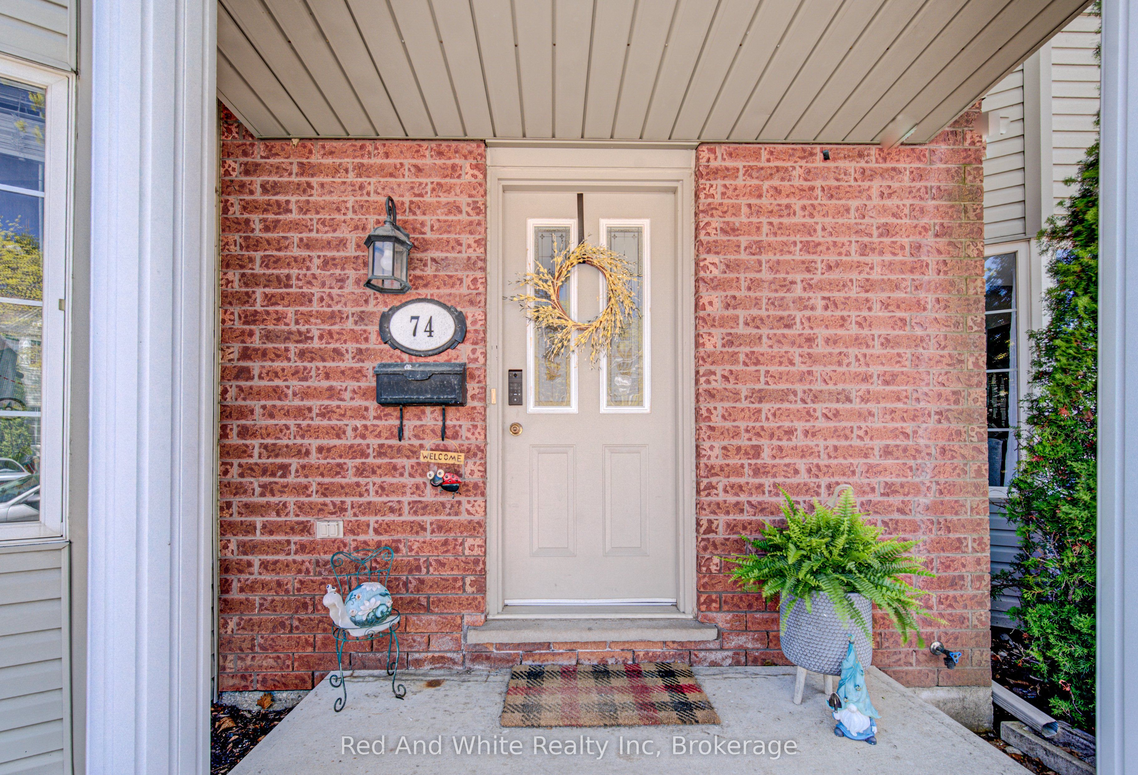 235 Saginaw Parkway 74, Cambridge, ON N1T 1X4 photo 3