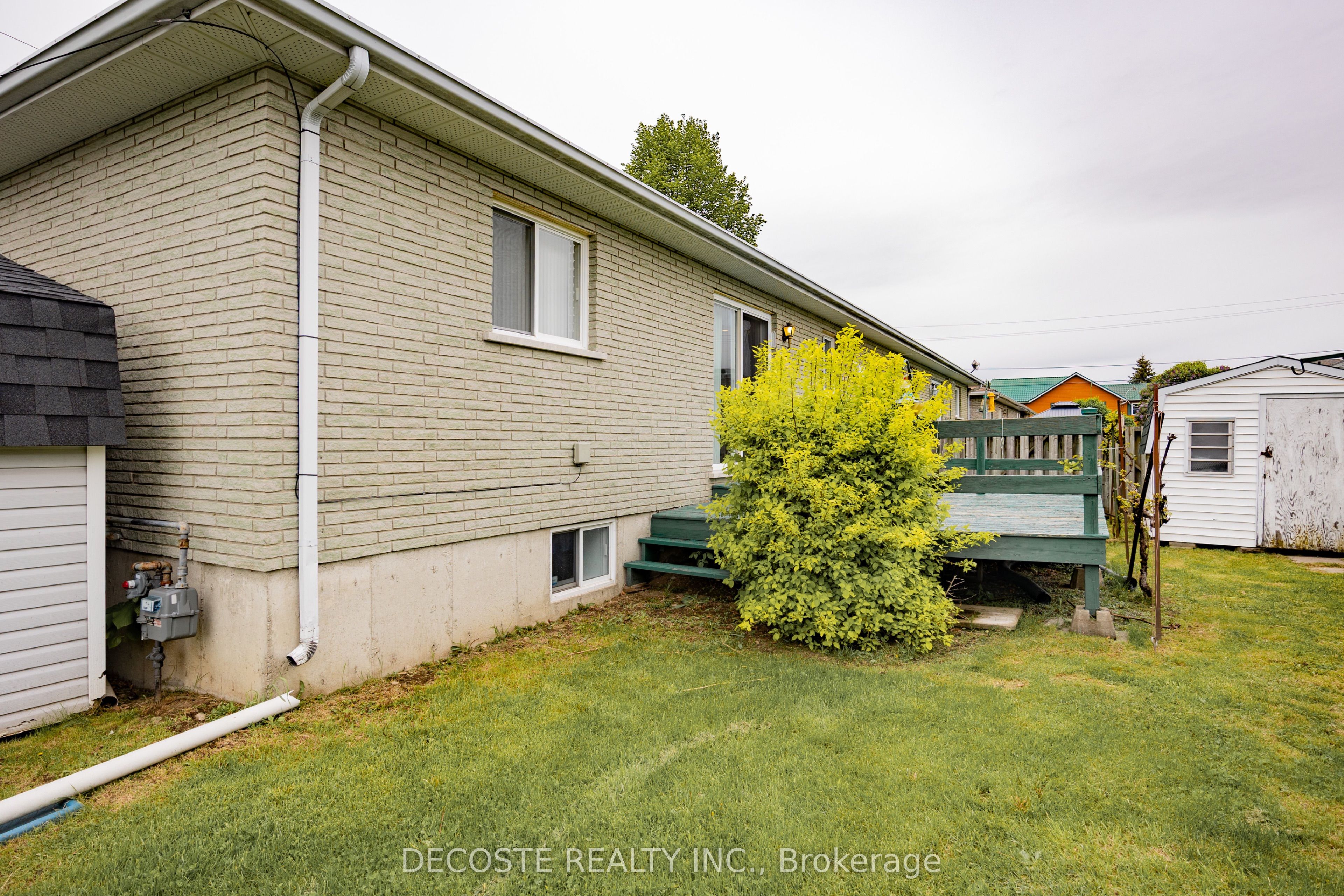 51 Sandfield Avenue N, North Glengarry, ON K0C 1A0 photo 2