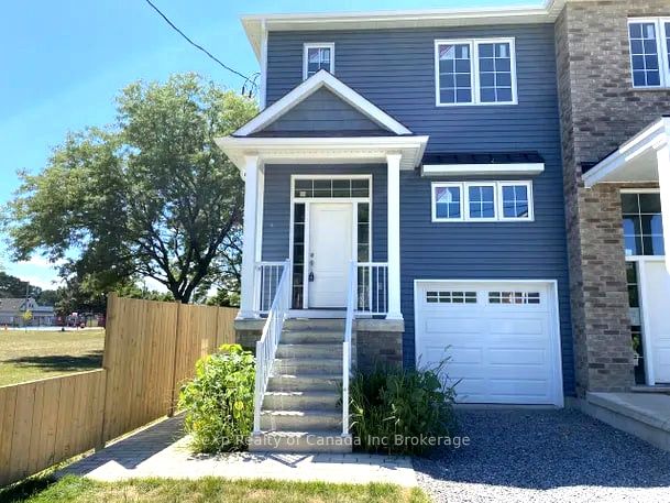 18 C Merigold Street Lower, St. Catharines, ON L2S 2N3