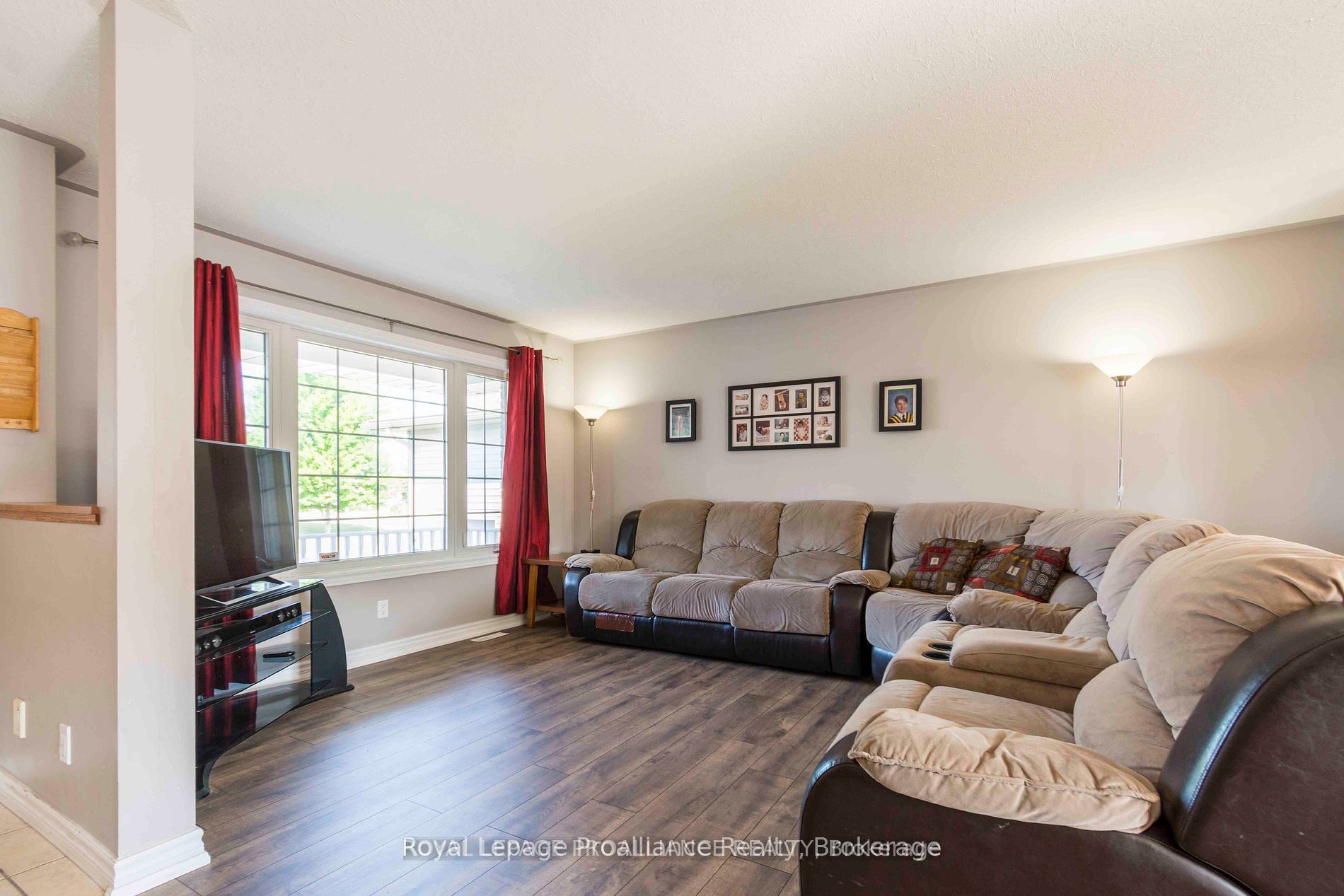 35 Forest Valley Drive, Quinte West, ON K0K 2C0 photo 4
