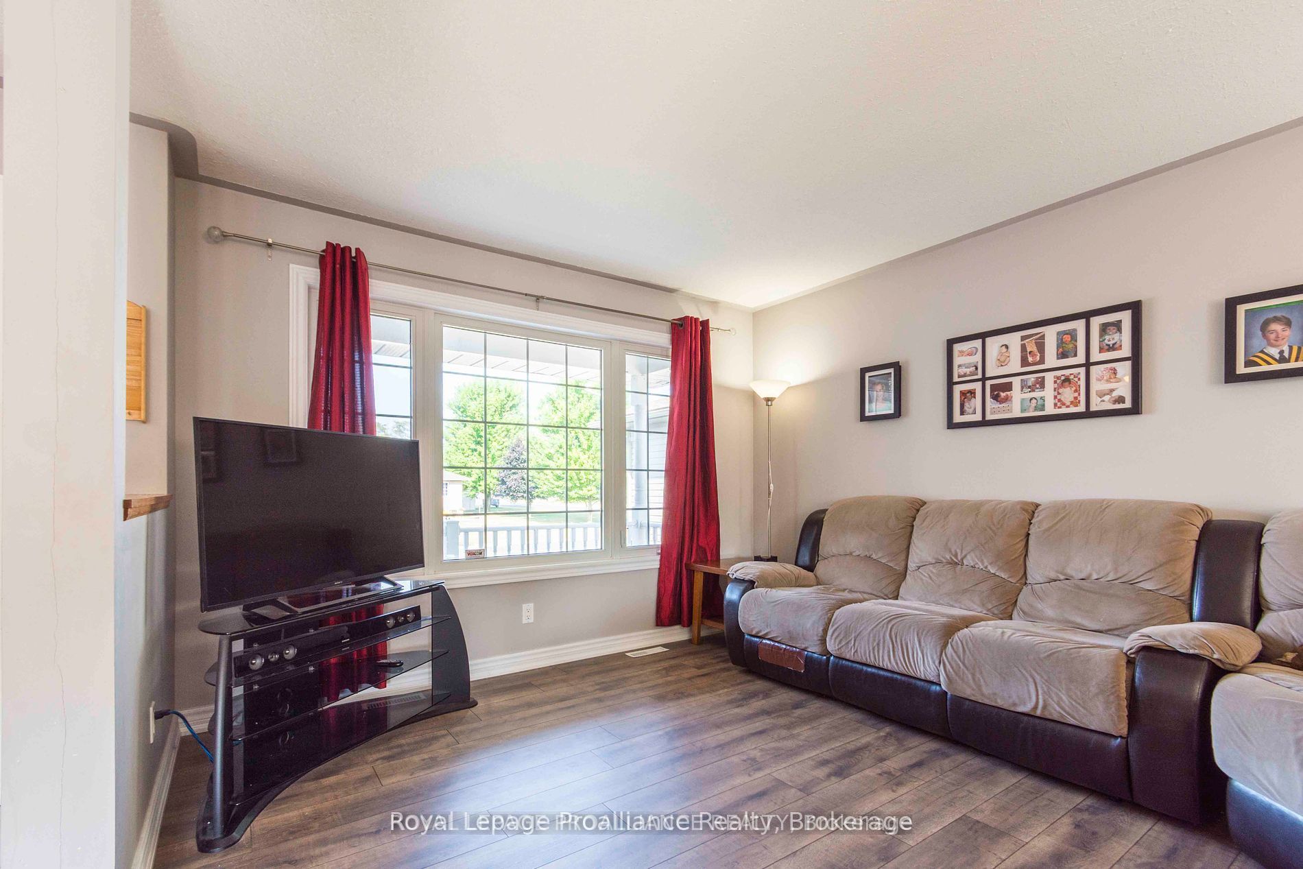 35 Forest Valley Drive, Quinte West, ON K0K 2C0 photo 5