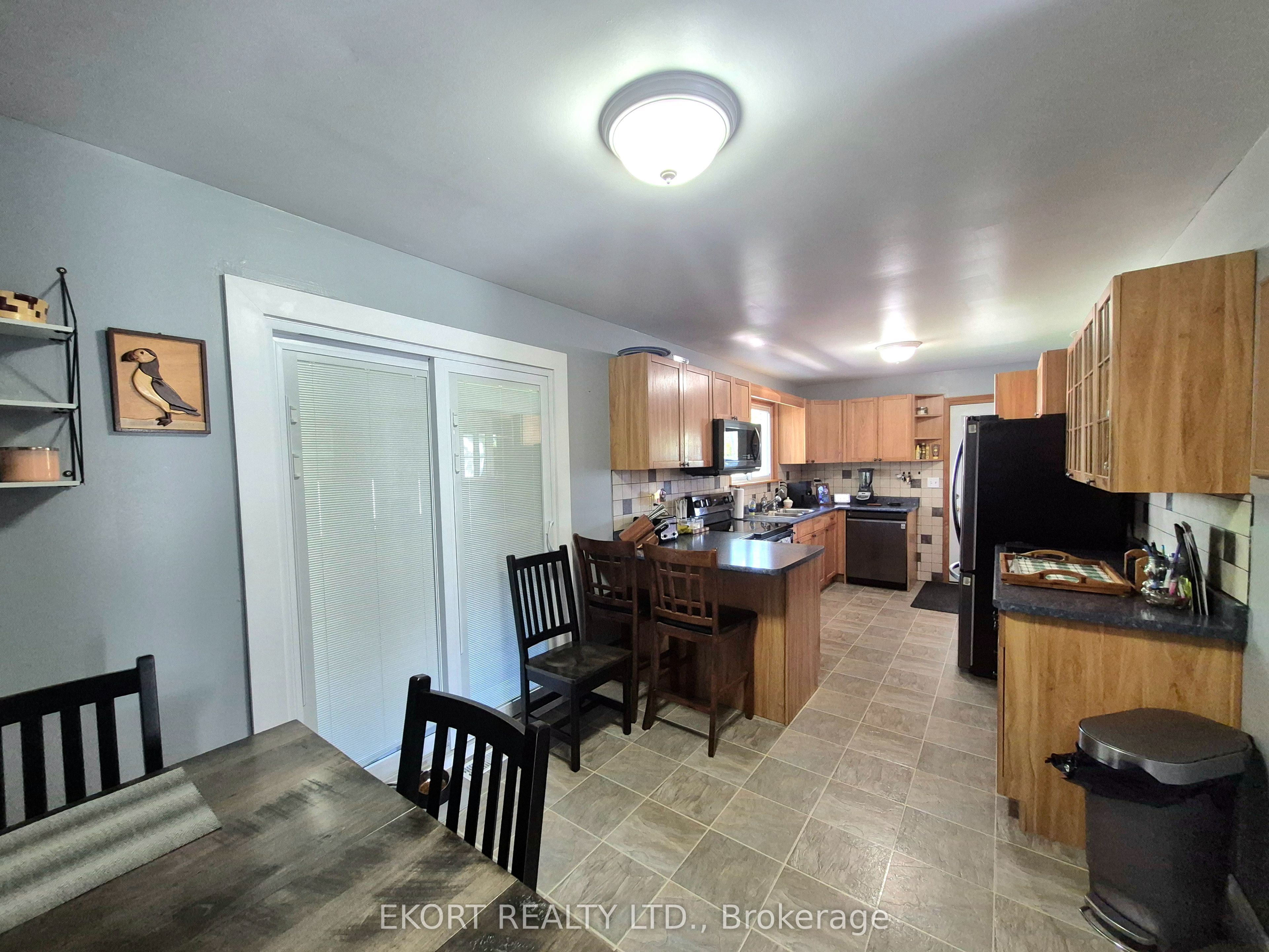 2328 Wallbridge-Loy Road, Quinte West, ON K0K 2B0 photo 5