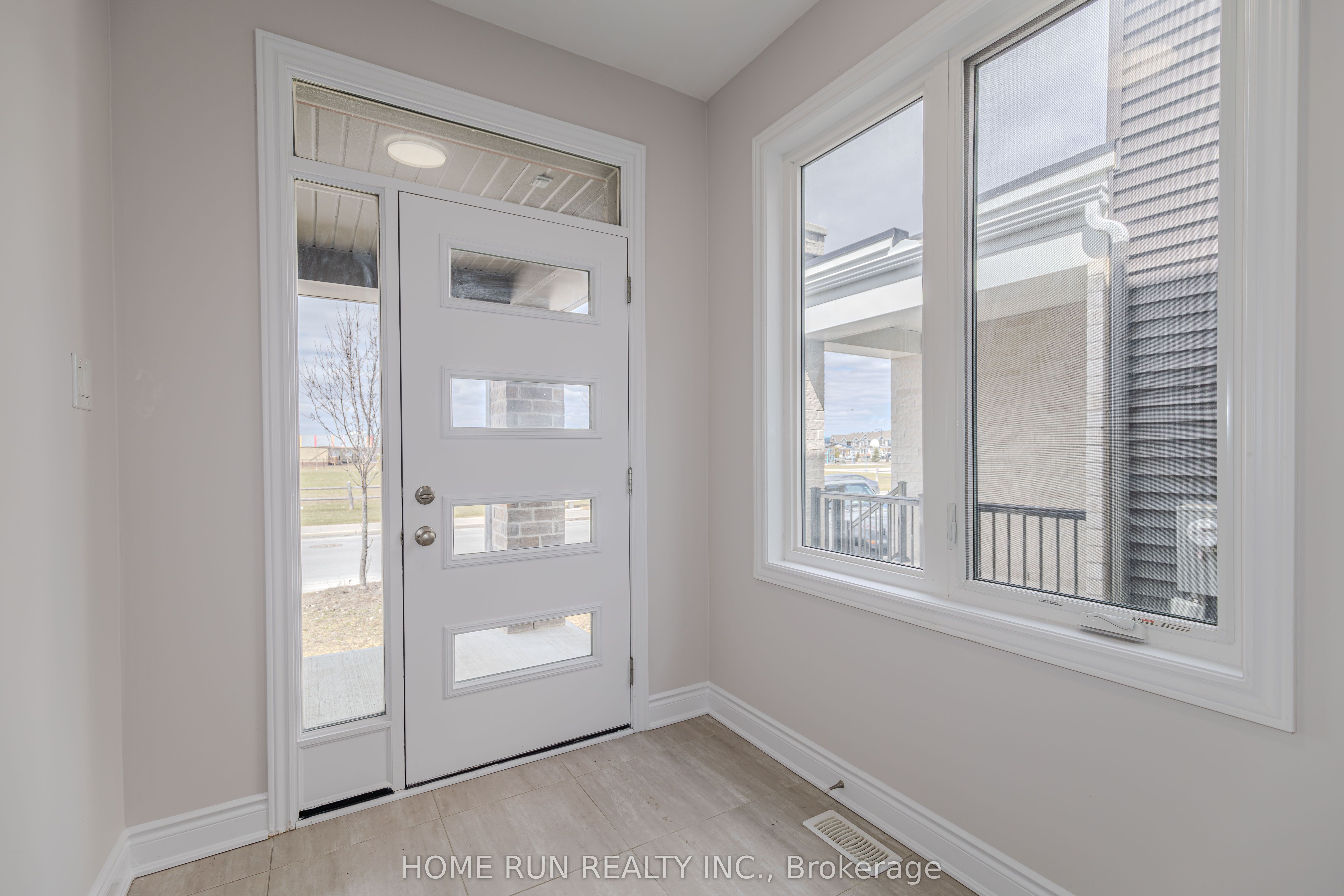 914 Rubicon Place, Kanata, ON K2V 0R1 photo 3