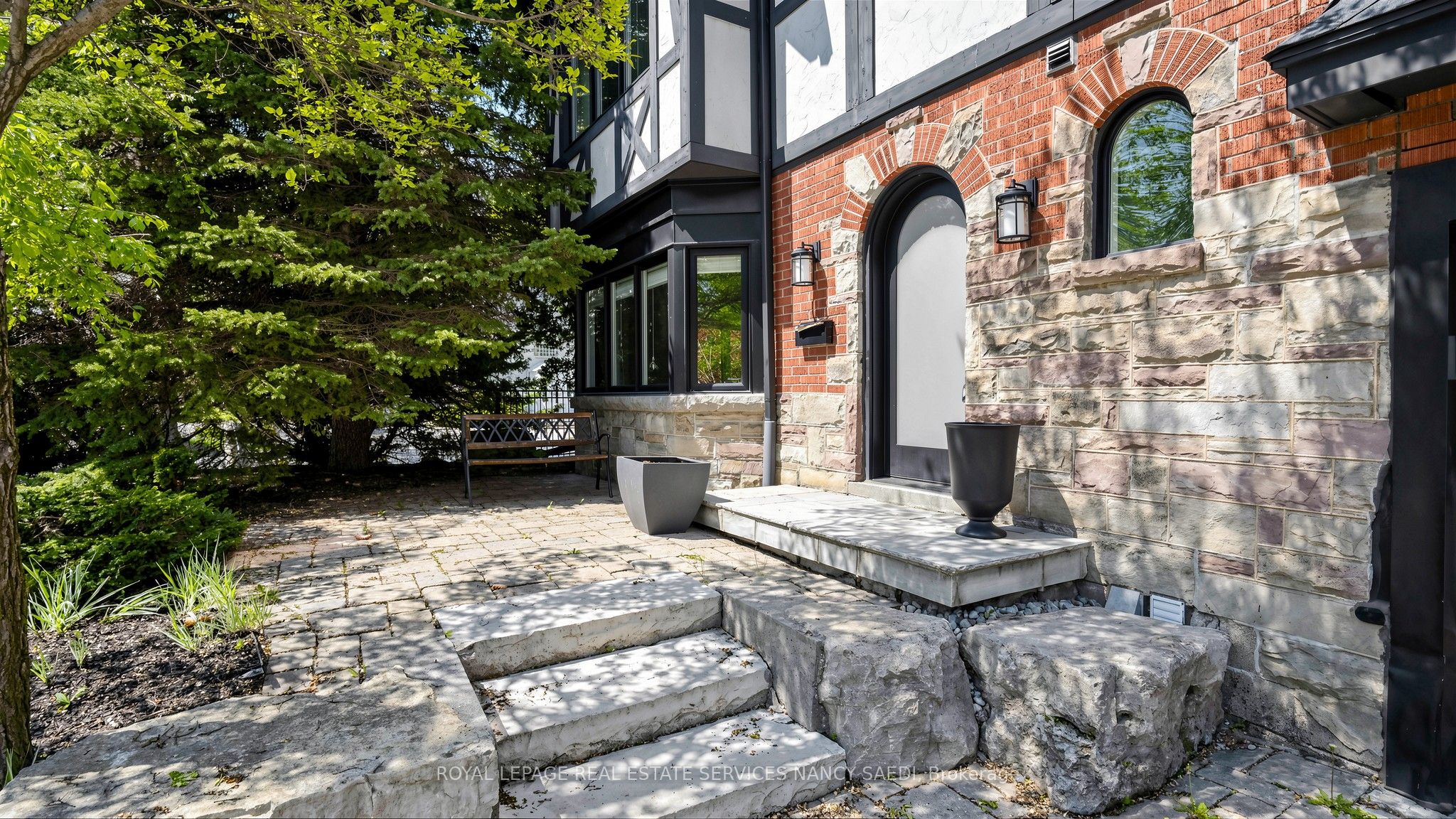 3 Oakwood Place, Hamilton, ON L8S 4C9 photo 4