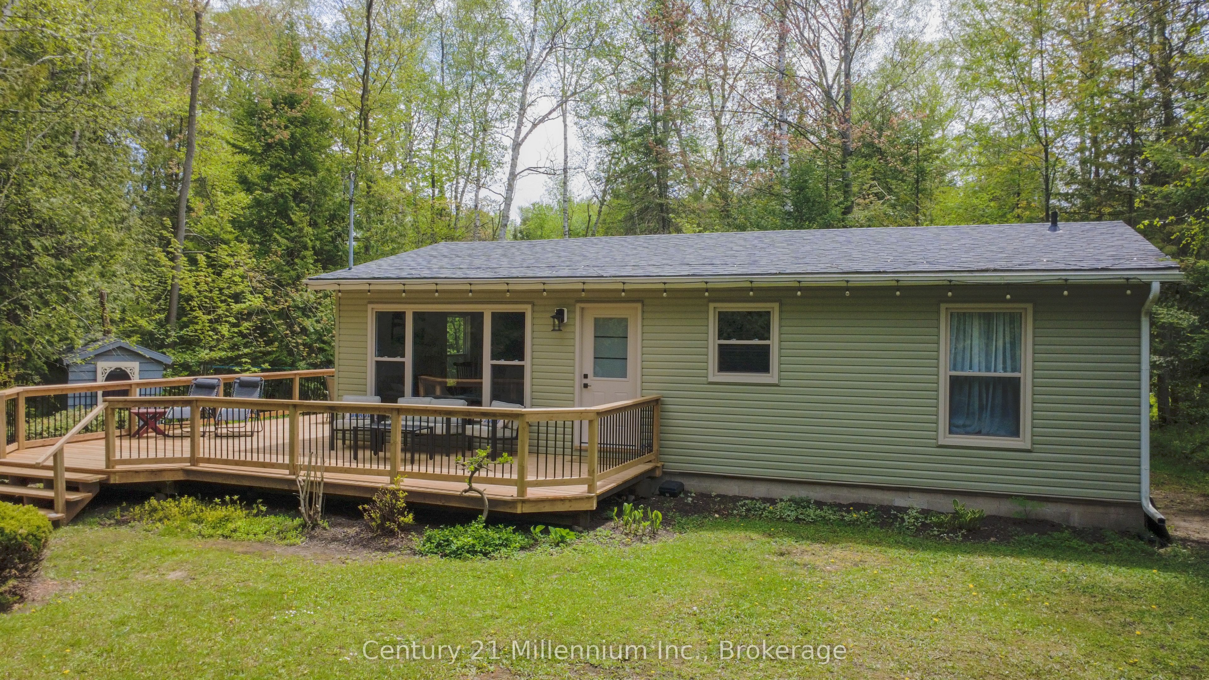 28 Jay Street, Saugeen Shores, ON N0H 2C5 photo 2