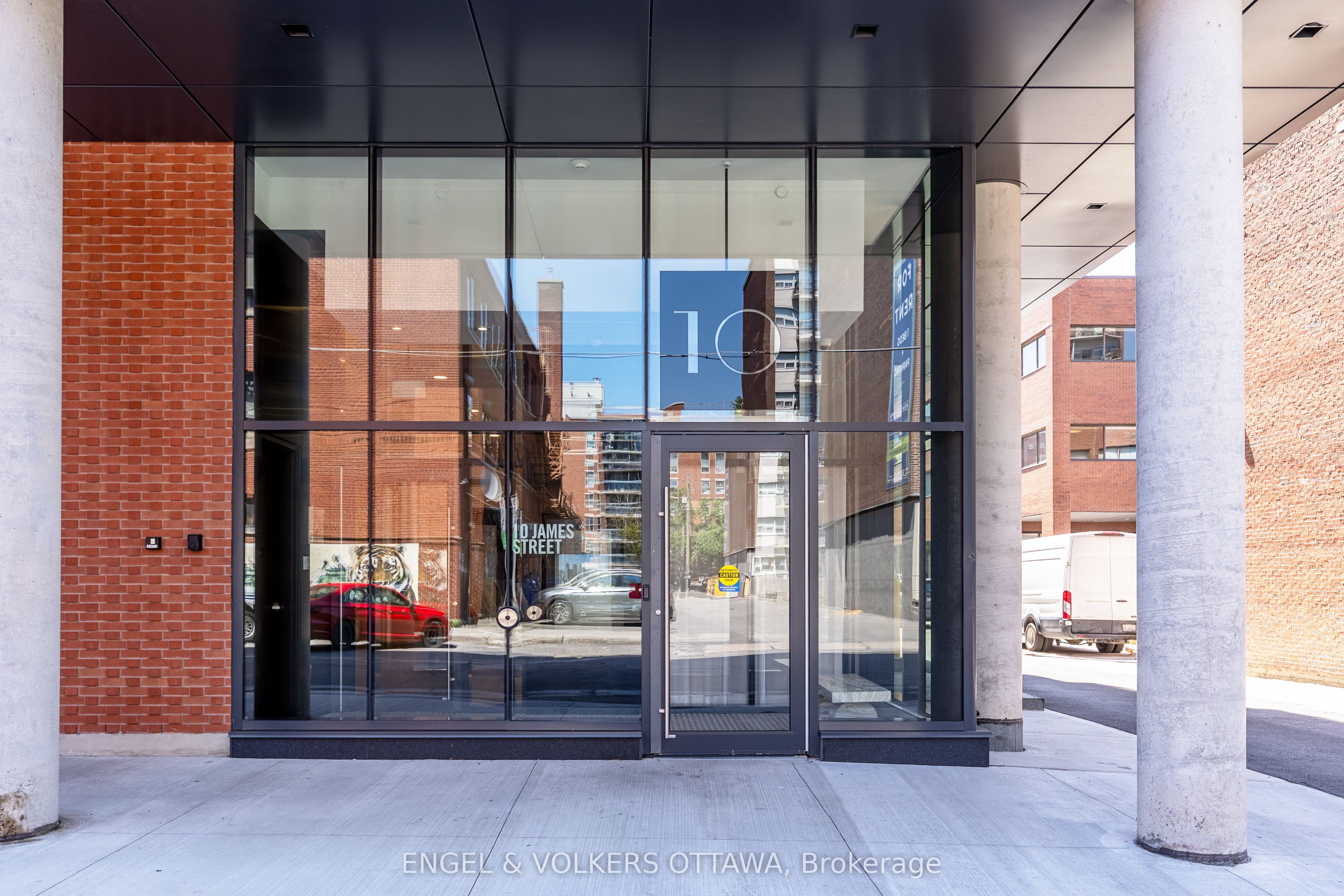 10 James Street 709, Ottawa Centre, ON K2P 1T2 photo 3