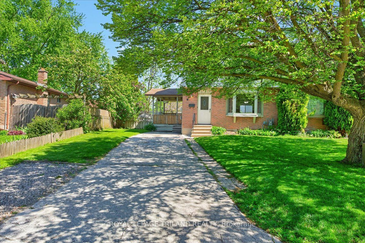 9 Parcreek Place, Strathroy-Caradoc, ON N7G 3S1 photo 4