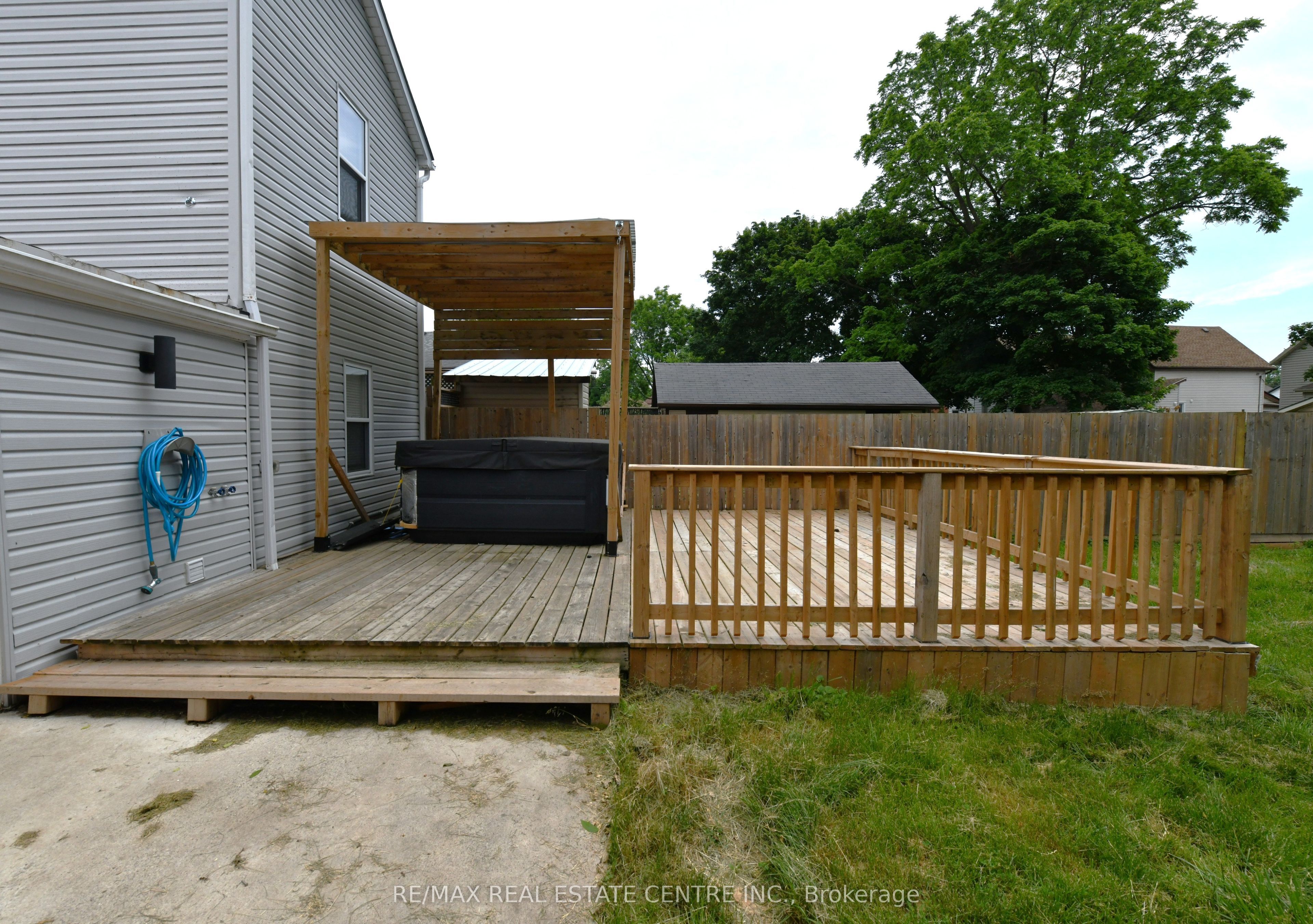 10 MEDA Street, St. Thomas, ON N5P 1W5 photo 4