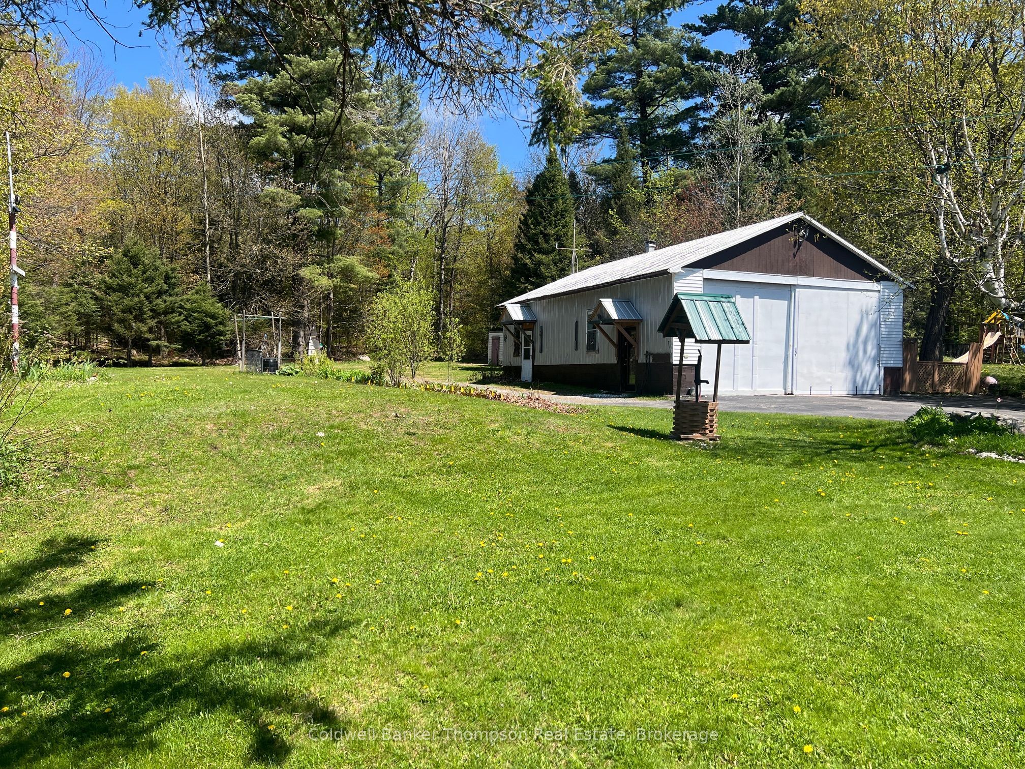 37 Eagle Lake Road, South River, ON P0A 1X0 photo 3