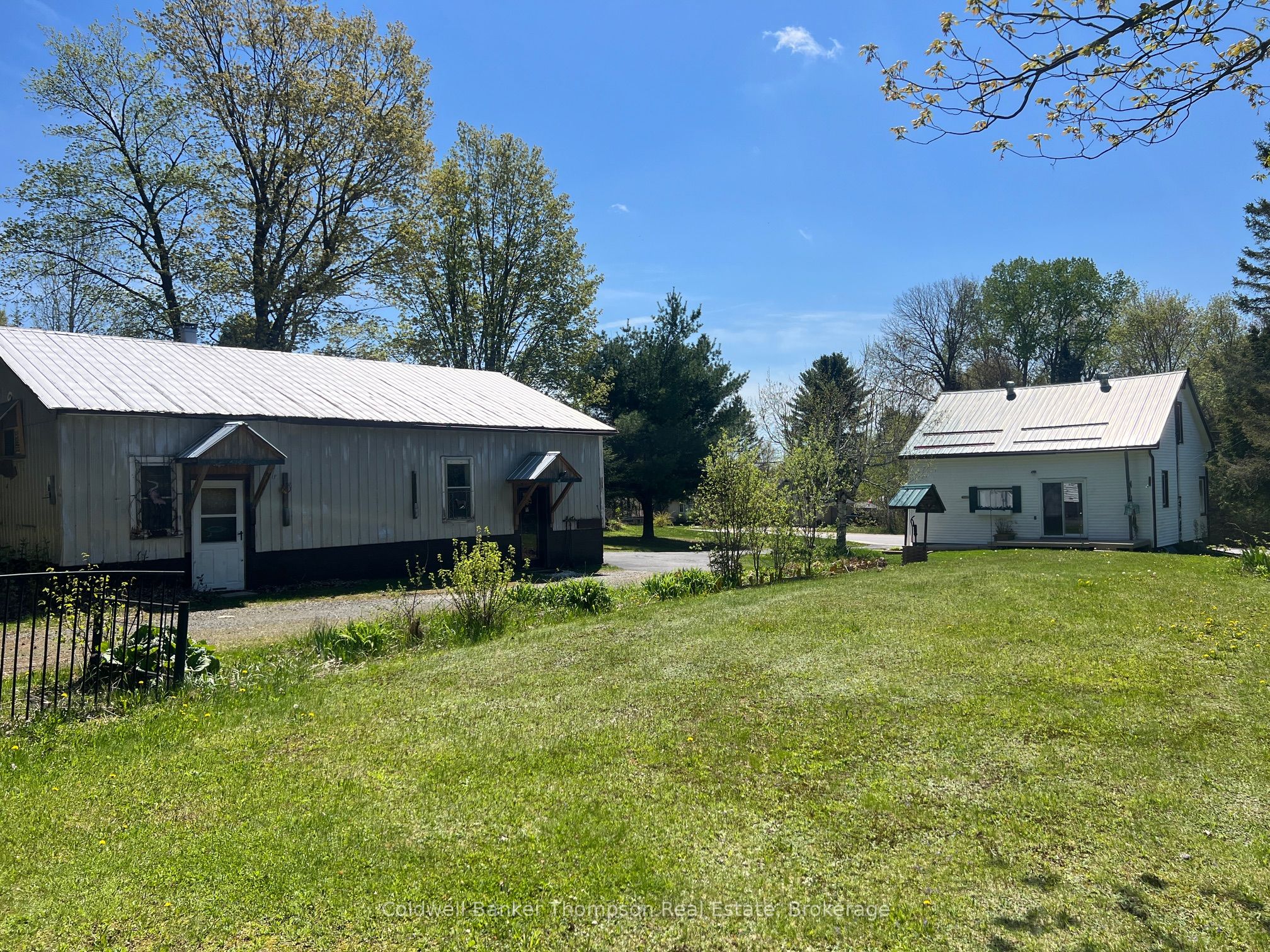 37 Eagle Lake Road, South River, ON P0A 1X0 photo 4