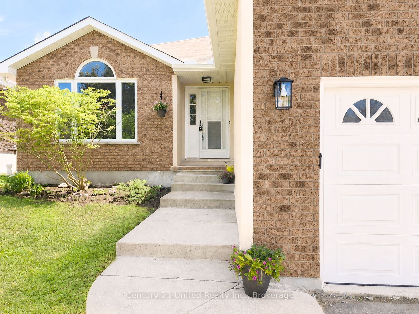 2225 Lorraine Drive, Peterborough, ON K9L 1Y6 photo 4