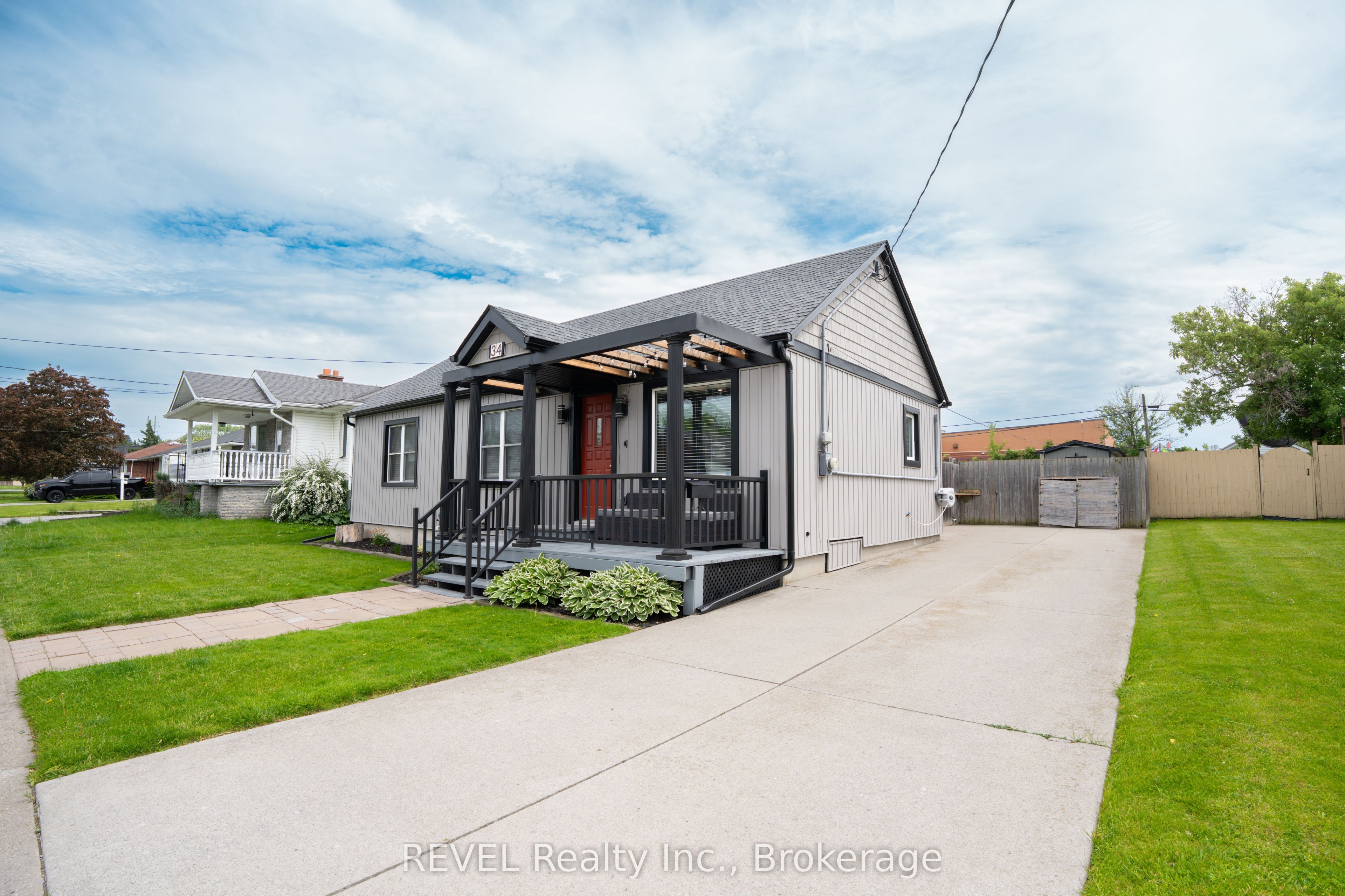 34 Bloomfield Avenue, St. Catharines, ON L2P 1X3 photo 3